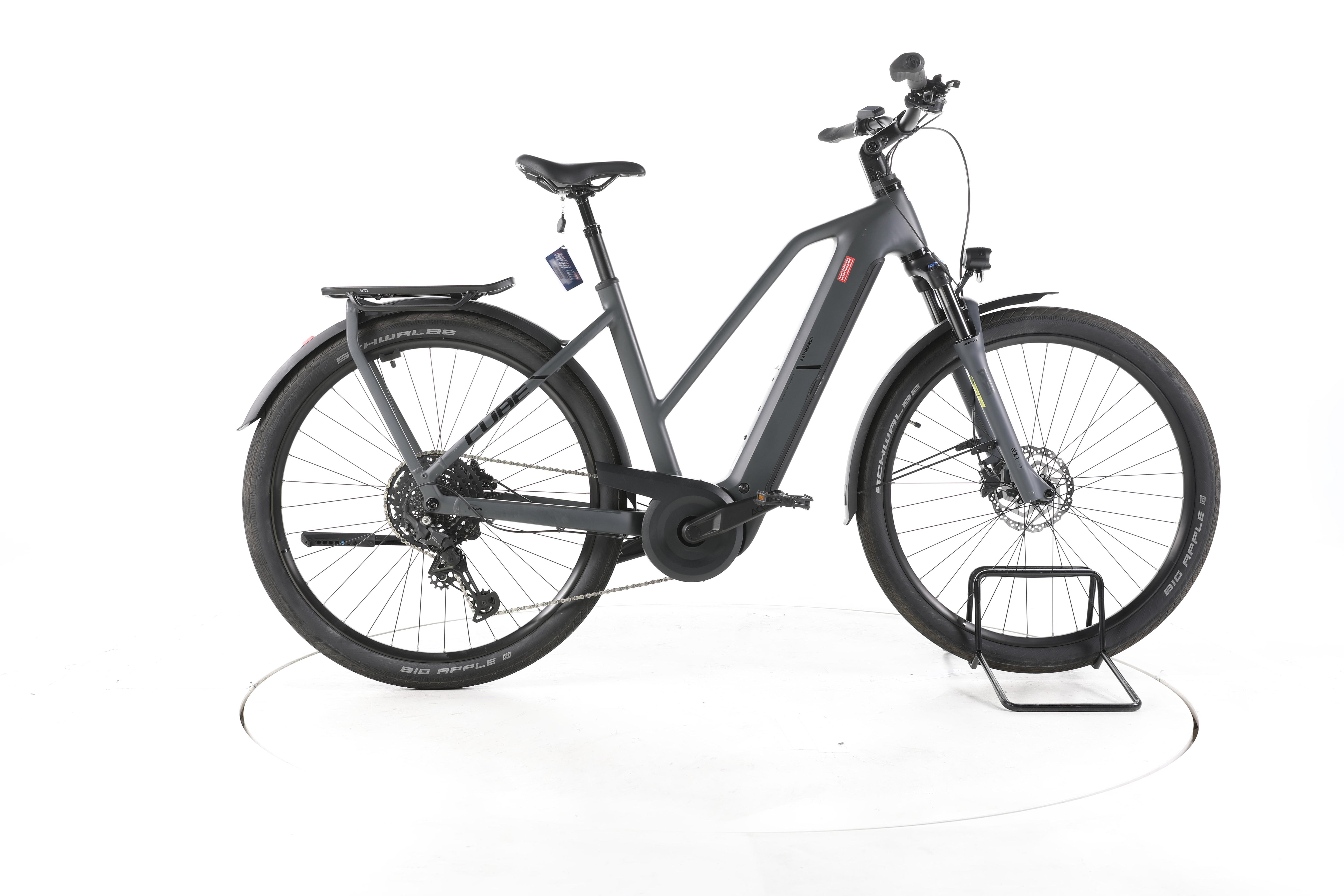 Cube Kathmandu Hybrid ONE Trekking E-Bike 2025 - Image 1