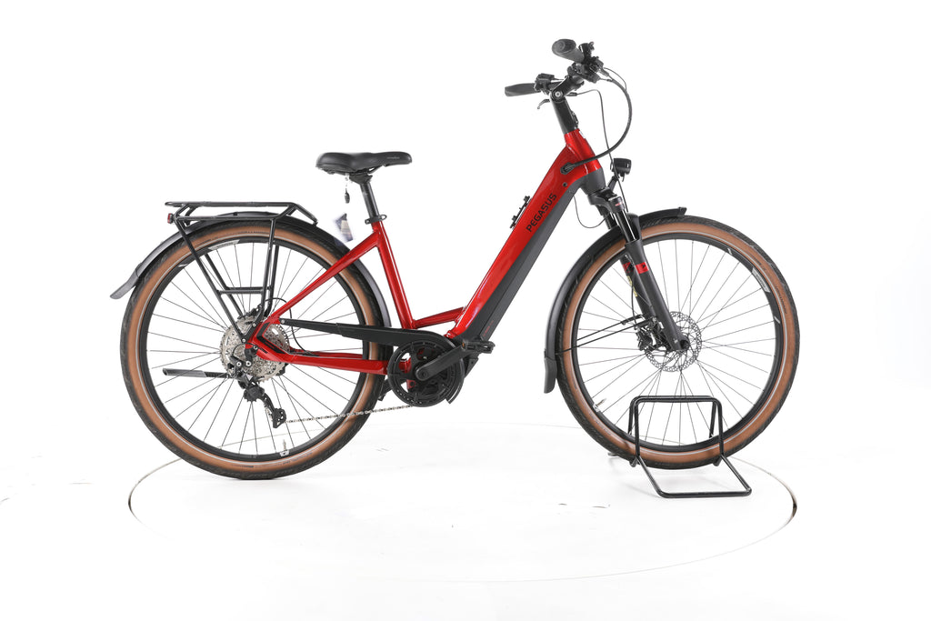 Pegasus Premio Evo 10 Lite Trekking E-Bike Tiefeinsteiger 2024 - Image 1
