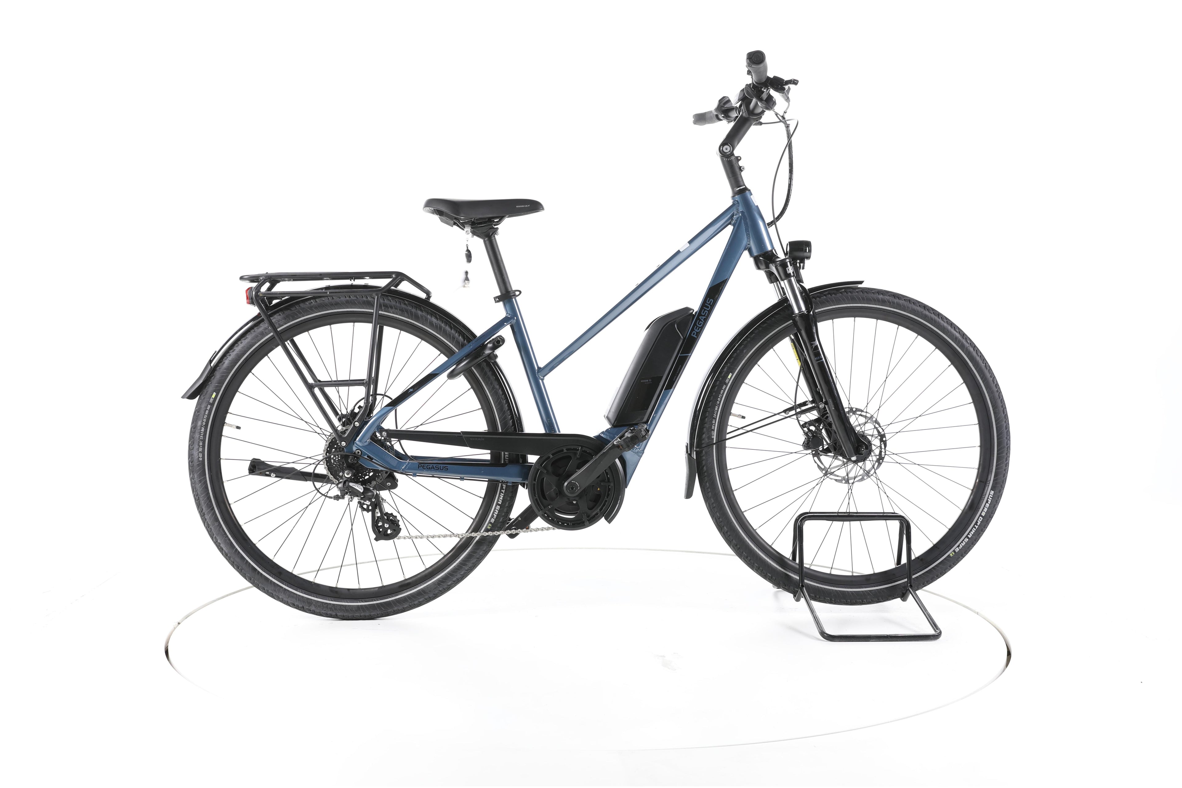 Pegasus Solero E8 Sport Performance Trekking E-Bike - Image 1