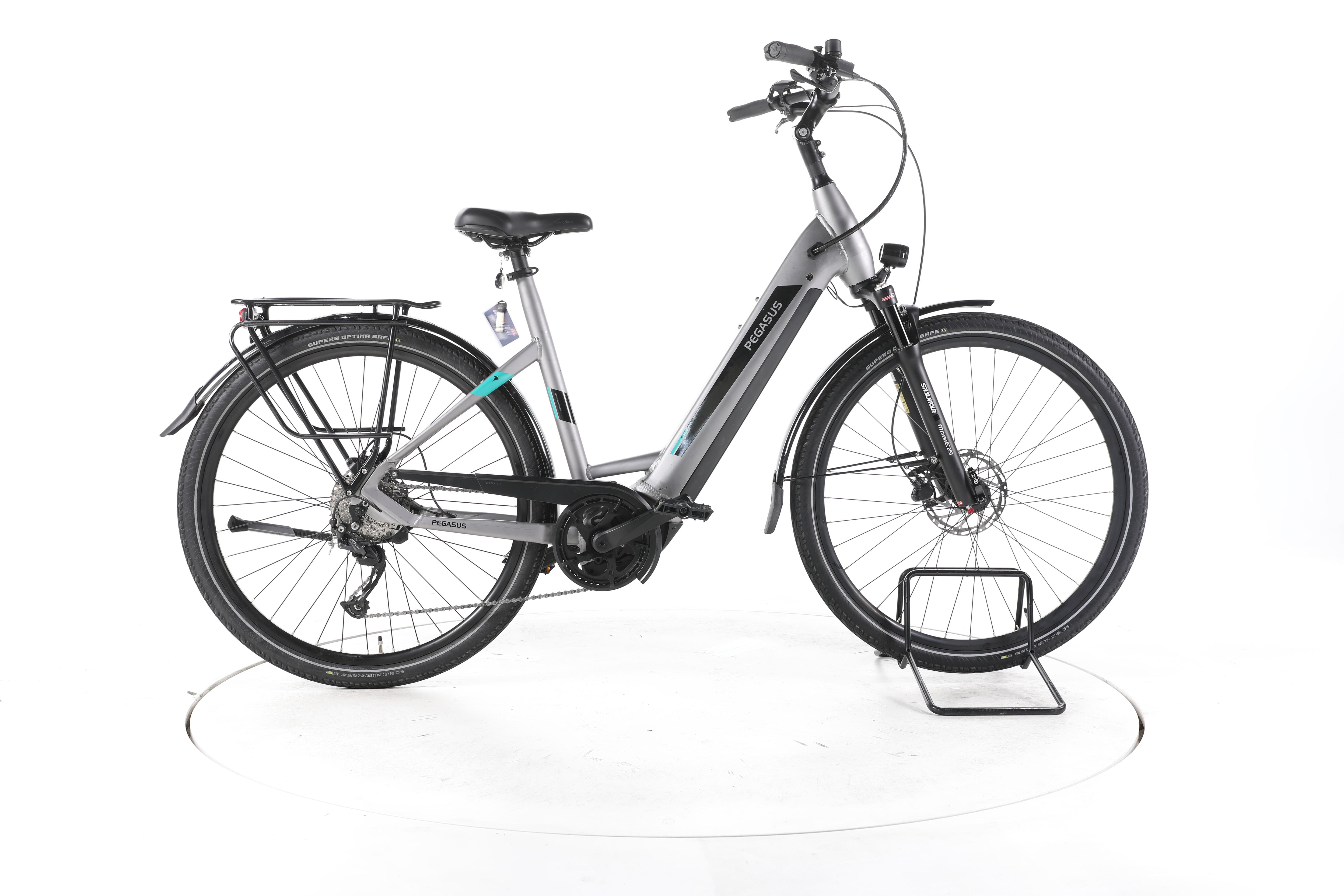 Pegasus EVO CX Trekking E-Bike Tiefeinsteiger - Image 1