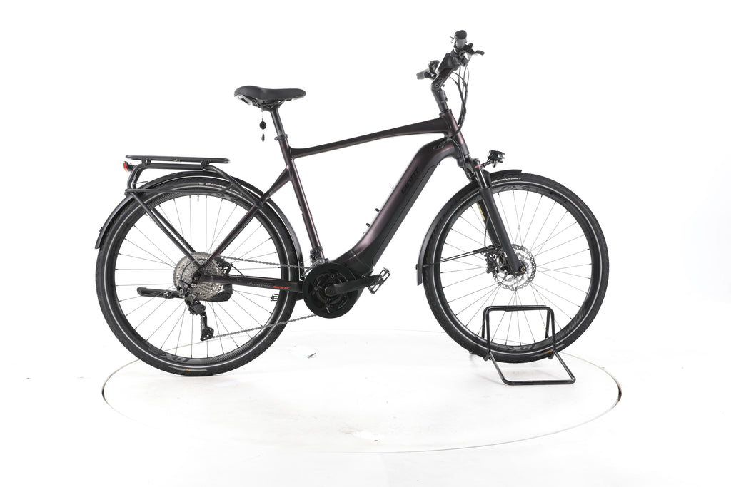 Giant Explore E+ Pro 1 Trekking E-Bike - Image 1