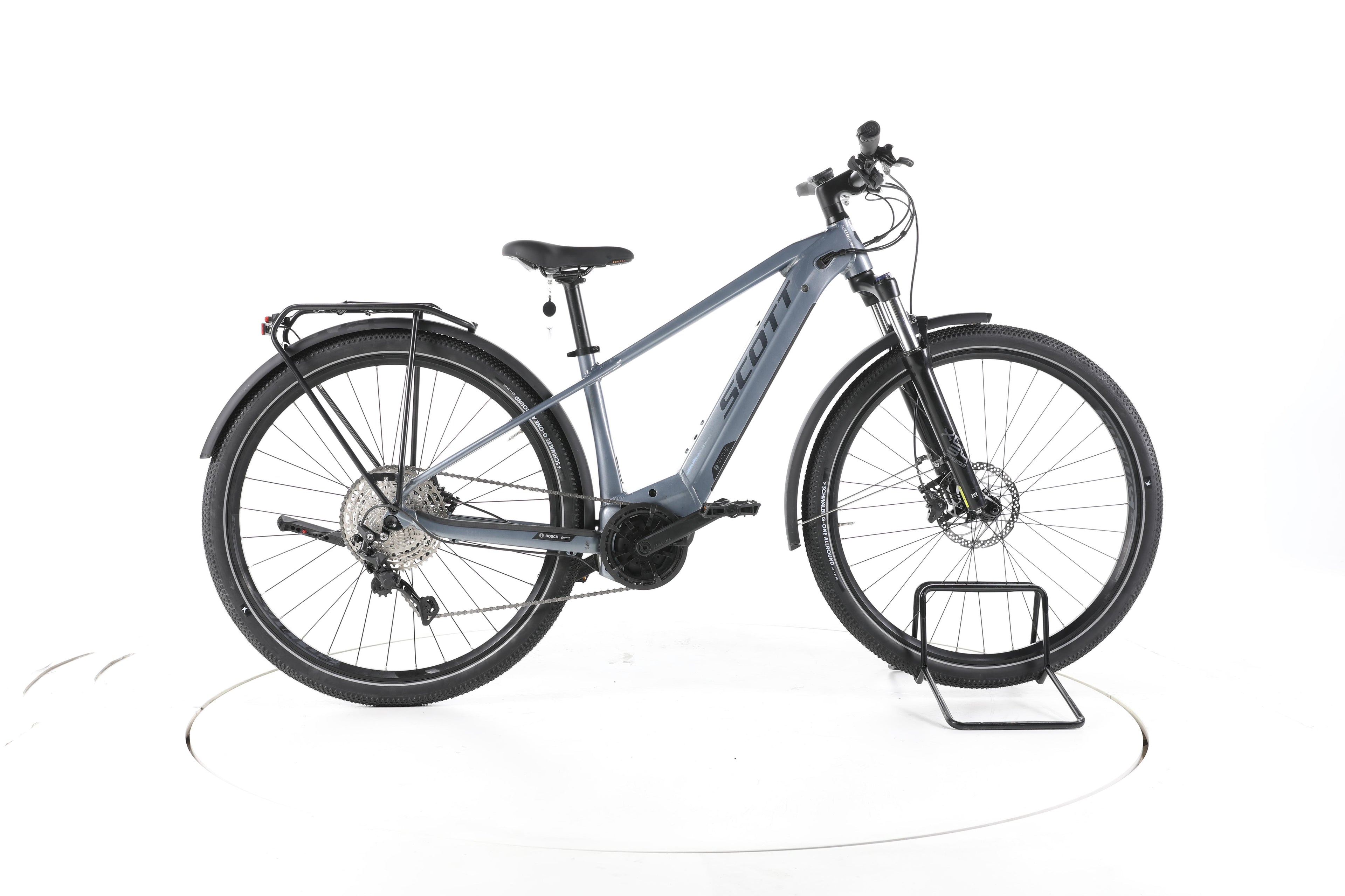 Scott Axis eRide 20 Trekking E-Bike - Image 1