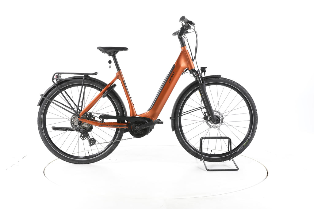 Giant DailyTour E+ 2 D LDS Trekking E-Bike Tiefeinsteiger - Image 1