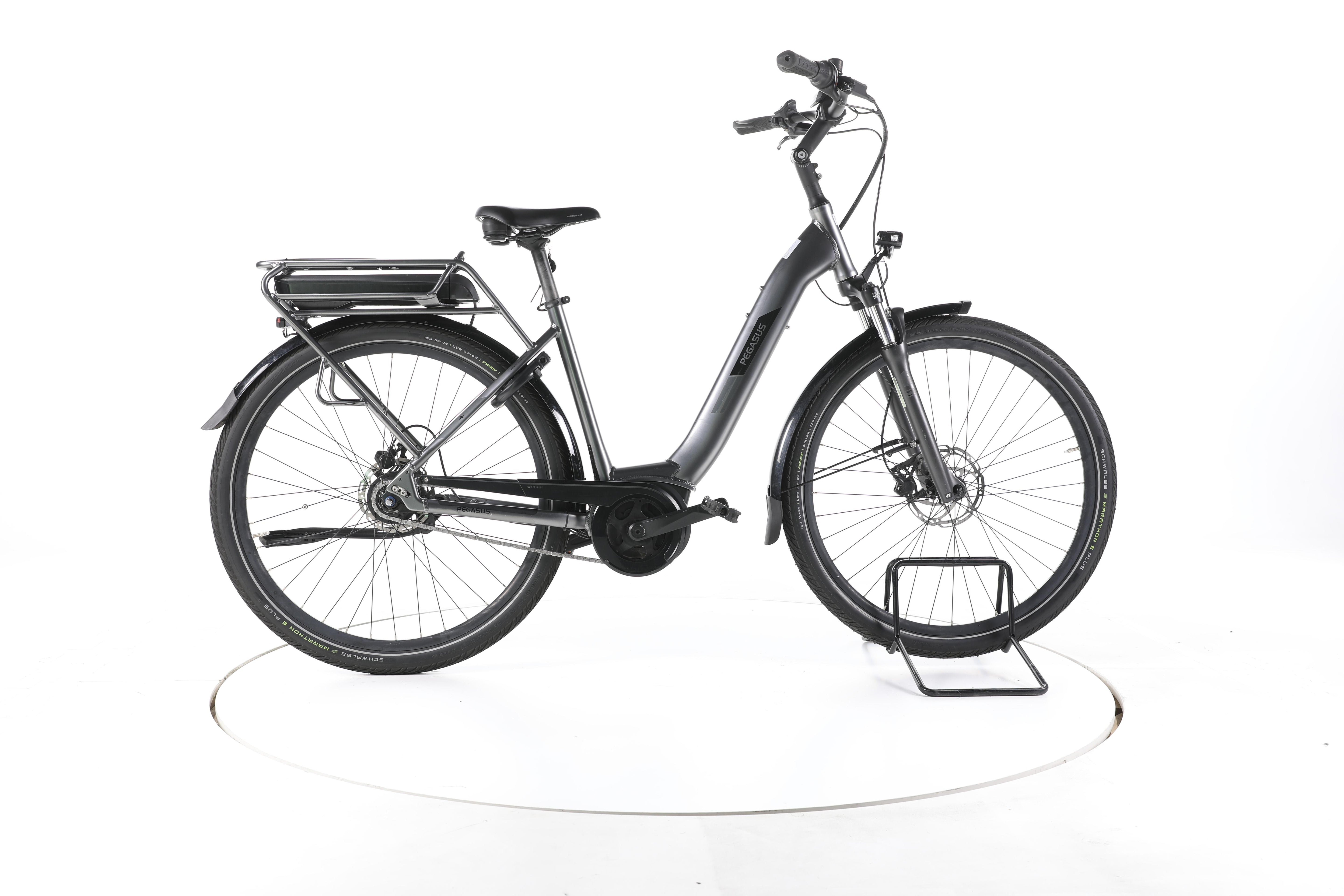 Pegasus Solero E8F Performance City E-Bike Tiefeinsteiger - Image 1