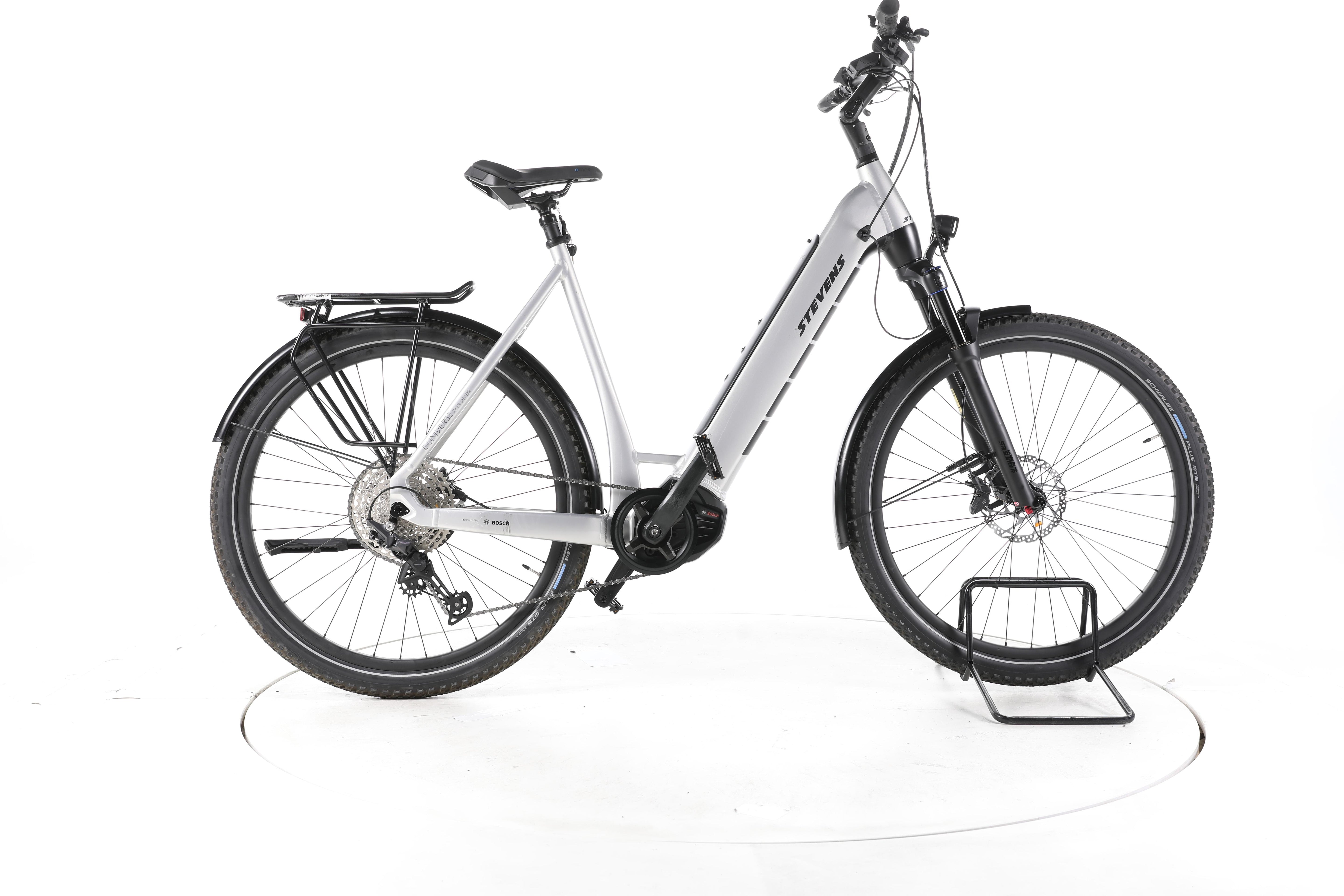 Stevens E-Universe 7.6 Plus FEQ Trekking E-Bike Tiefeinsteiger - Image 1