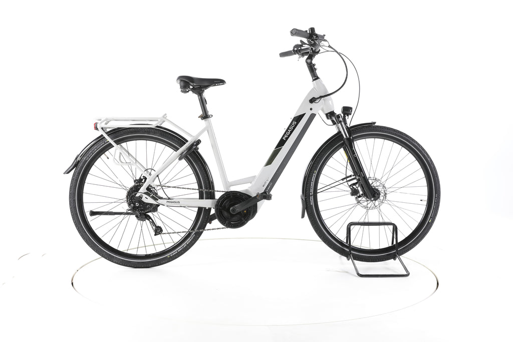 Pegasus Solero EVO 9 Trekking E-Bike Tiefeinsteiger 2023 - Image 1