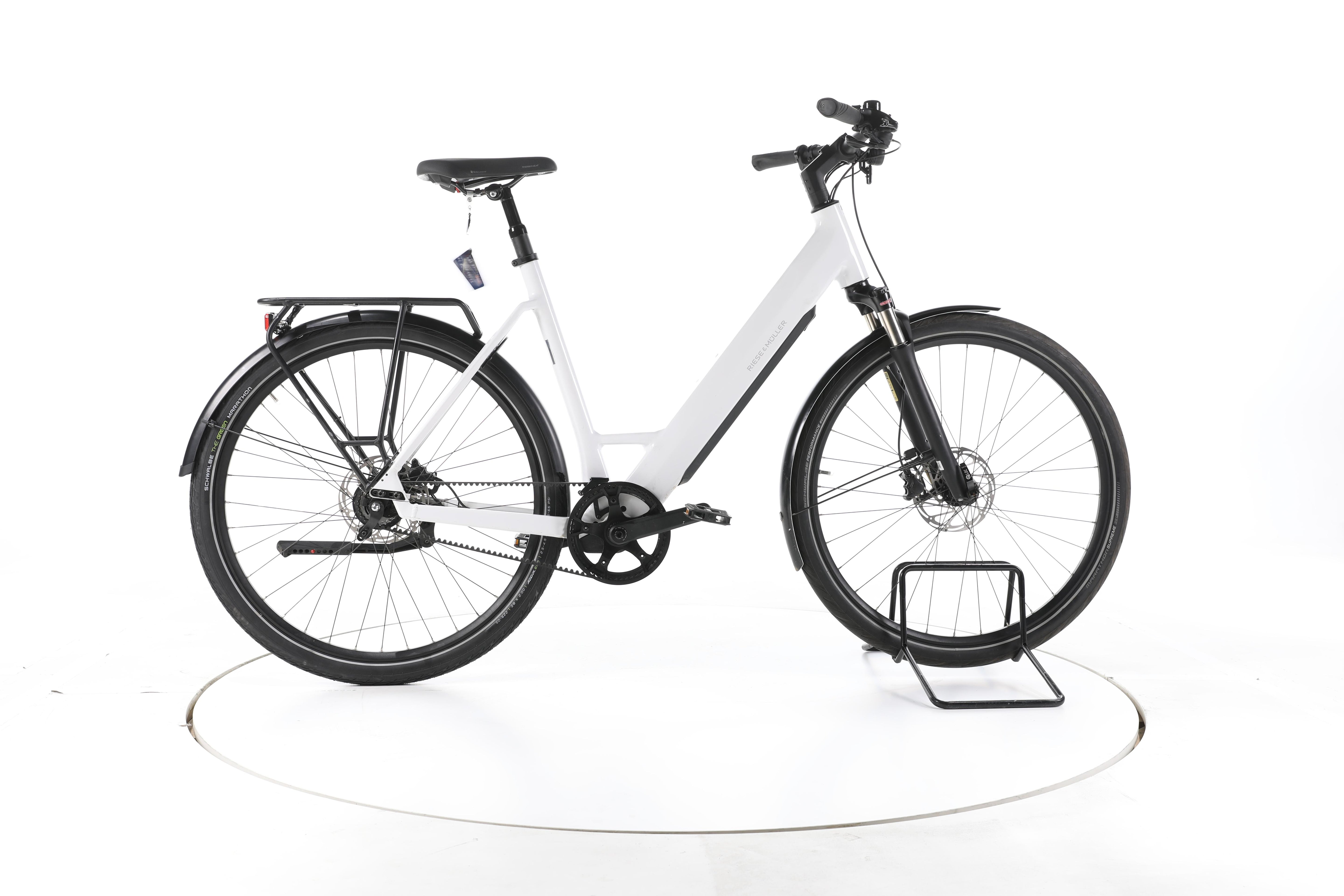 Riese & Müller UBN City E-Bike Tiefeinsteiger - Image 1