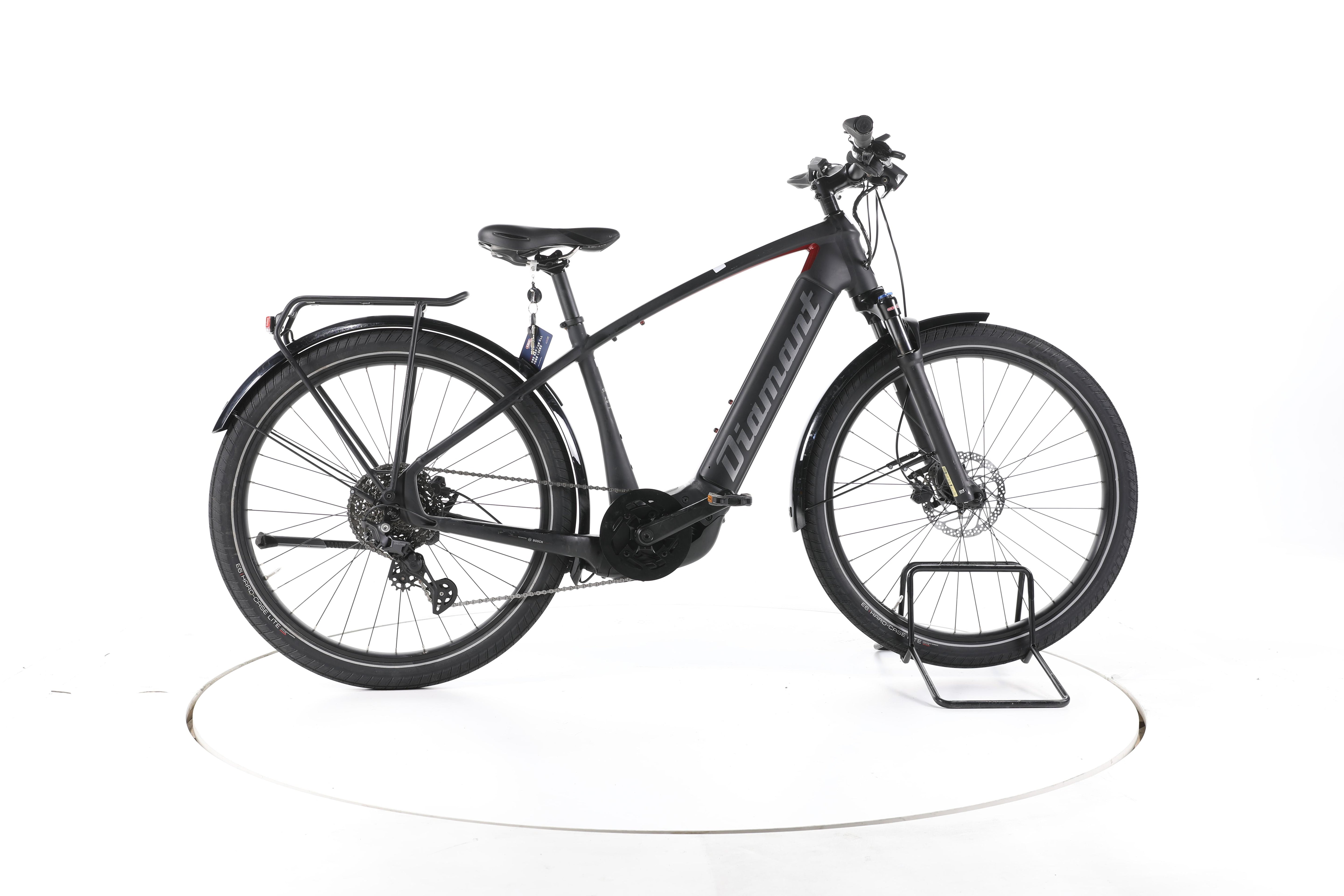 Diamant Zouma Deluxe Trekking E-Bike - Image 1