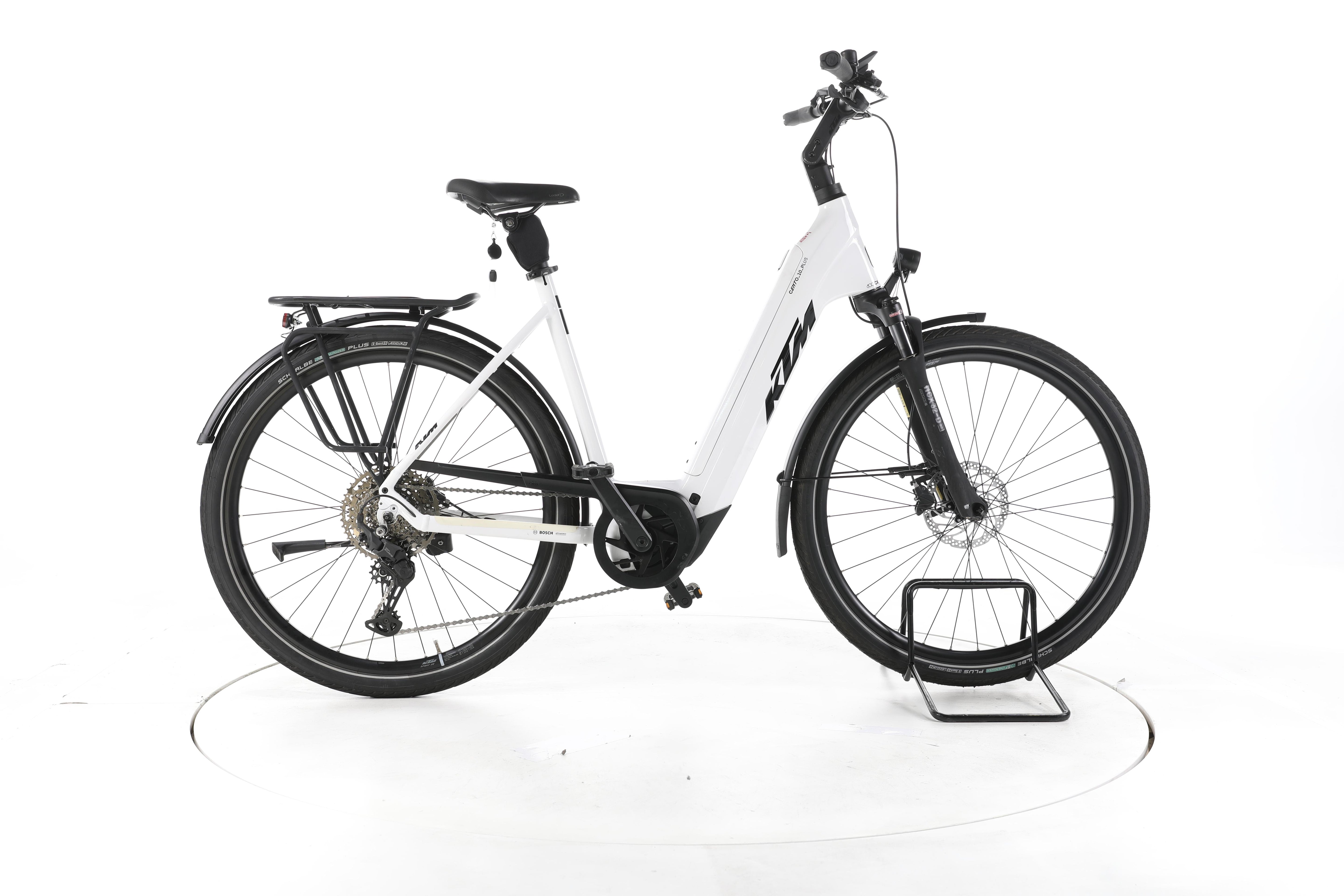 KTM Cento 10 Plus Trekking E-Bike Tiefeinsteiger 2024 - Image 1