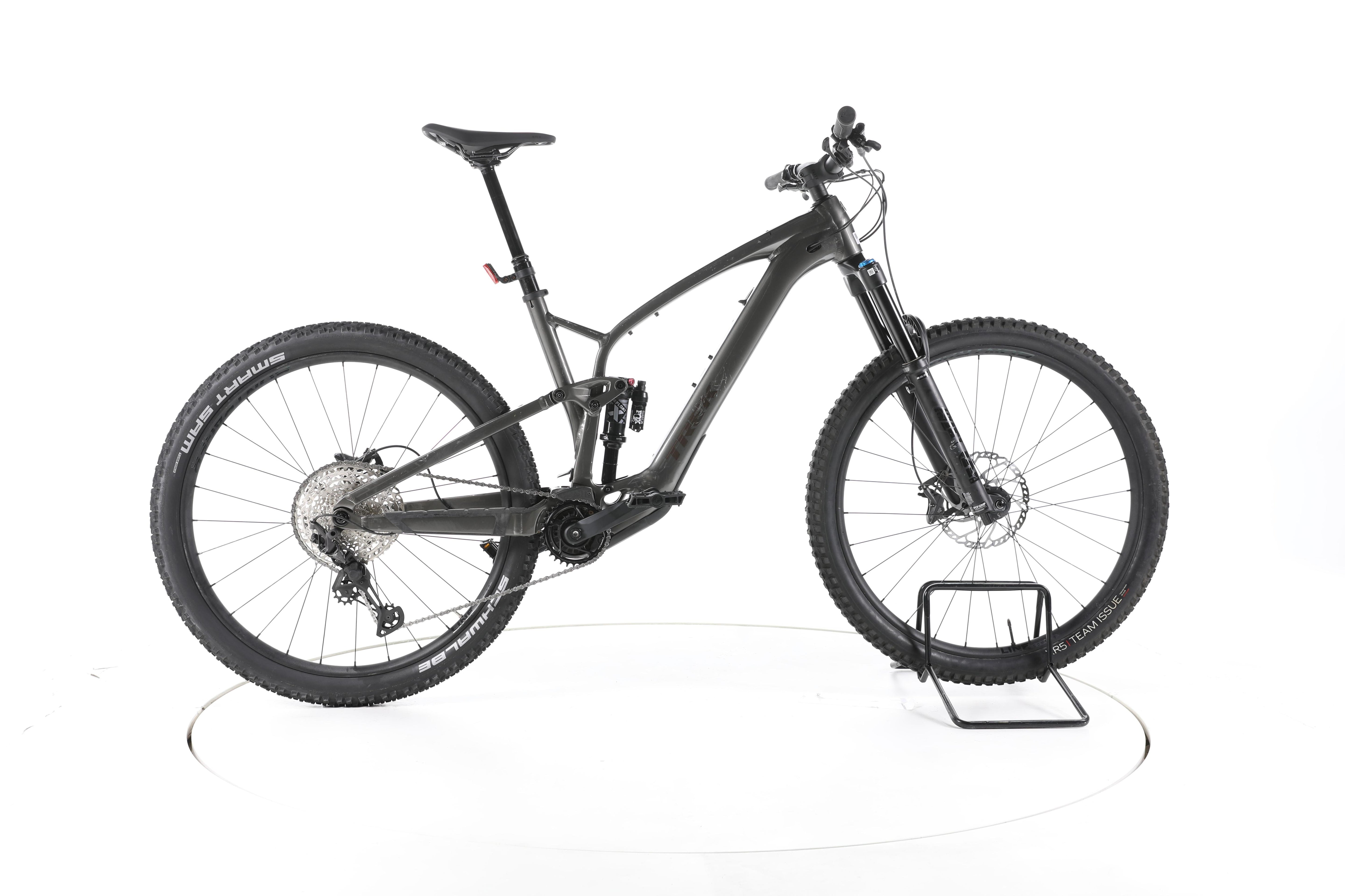 Trek Fuel EXe 8 XT Fully E-Bike - Image 1