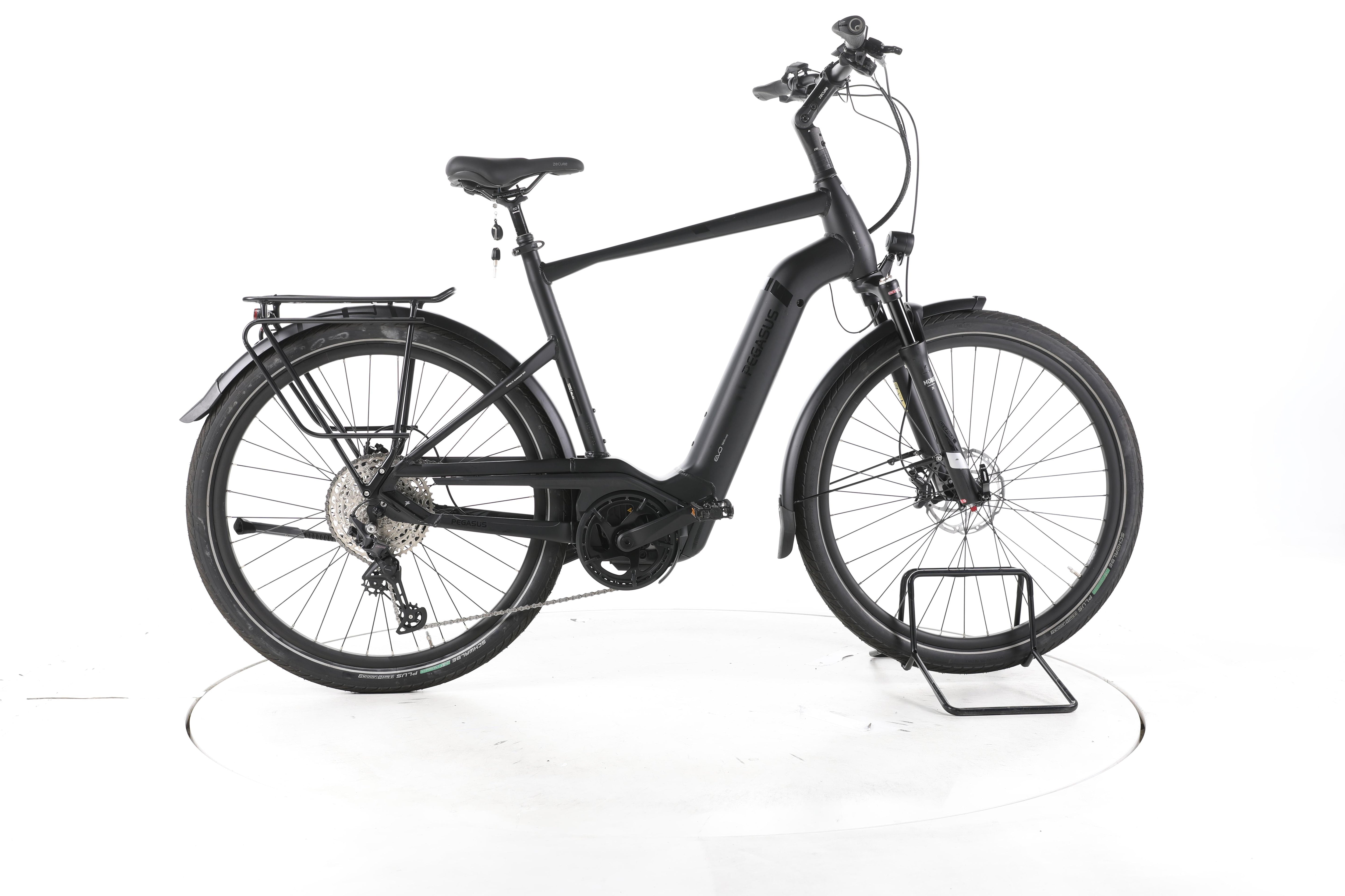 Pegasus Strong EVO 12 Lite Trekking E-Bike - Image 1
