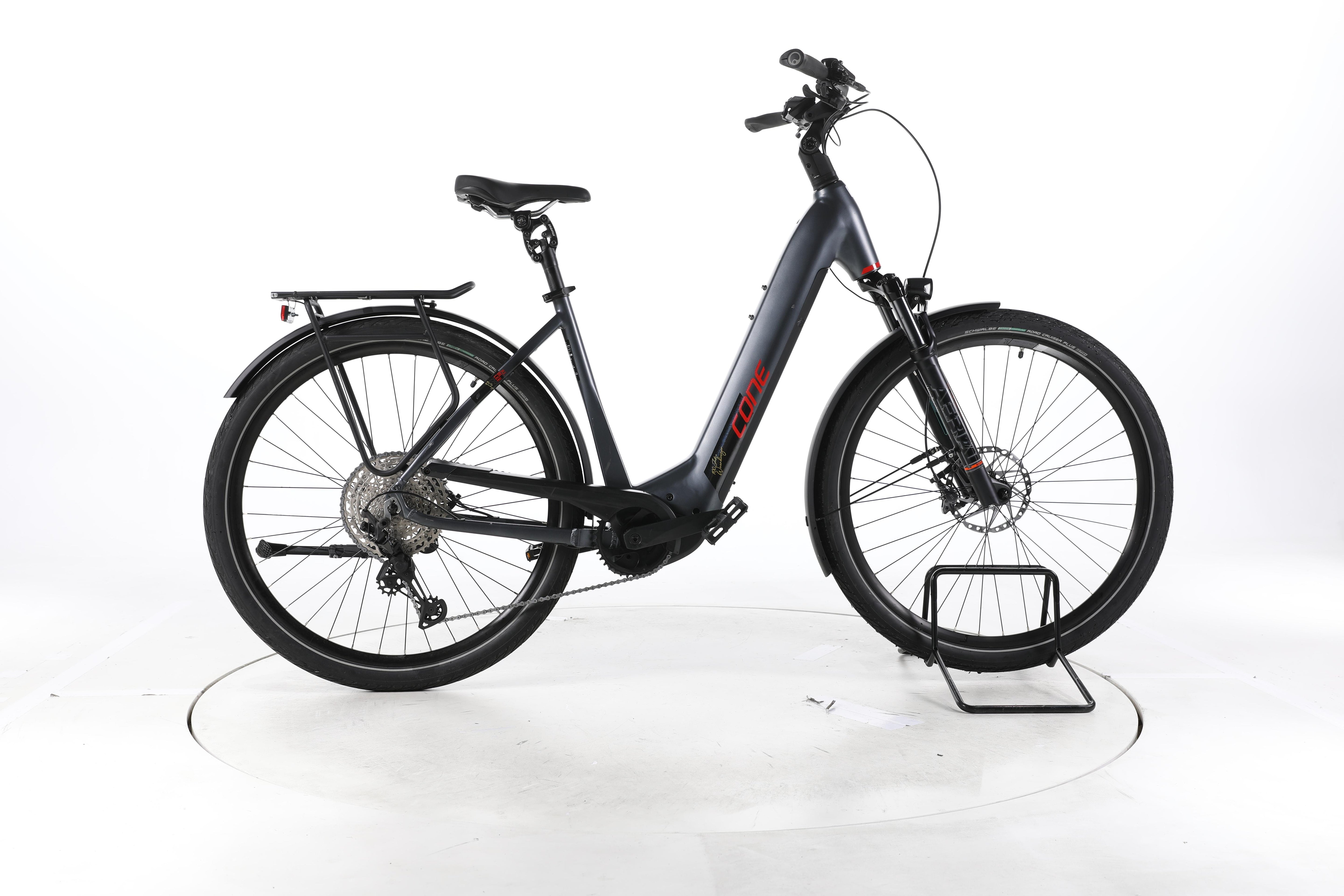 CONE Bikes eStreet IN Jubilee Trekking E-Bike Tiefeinsteiger - Image 1