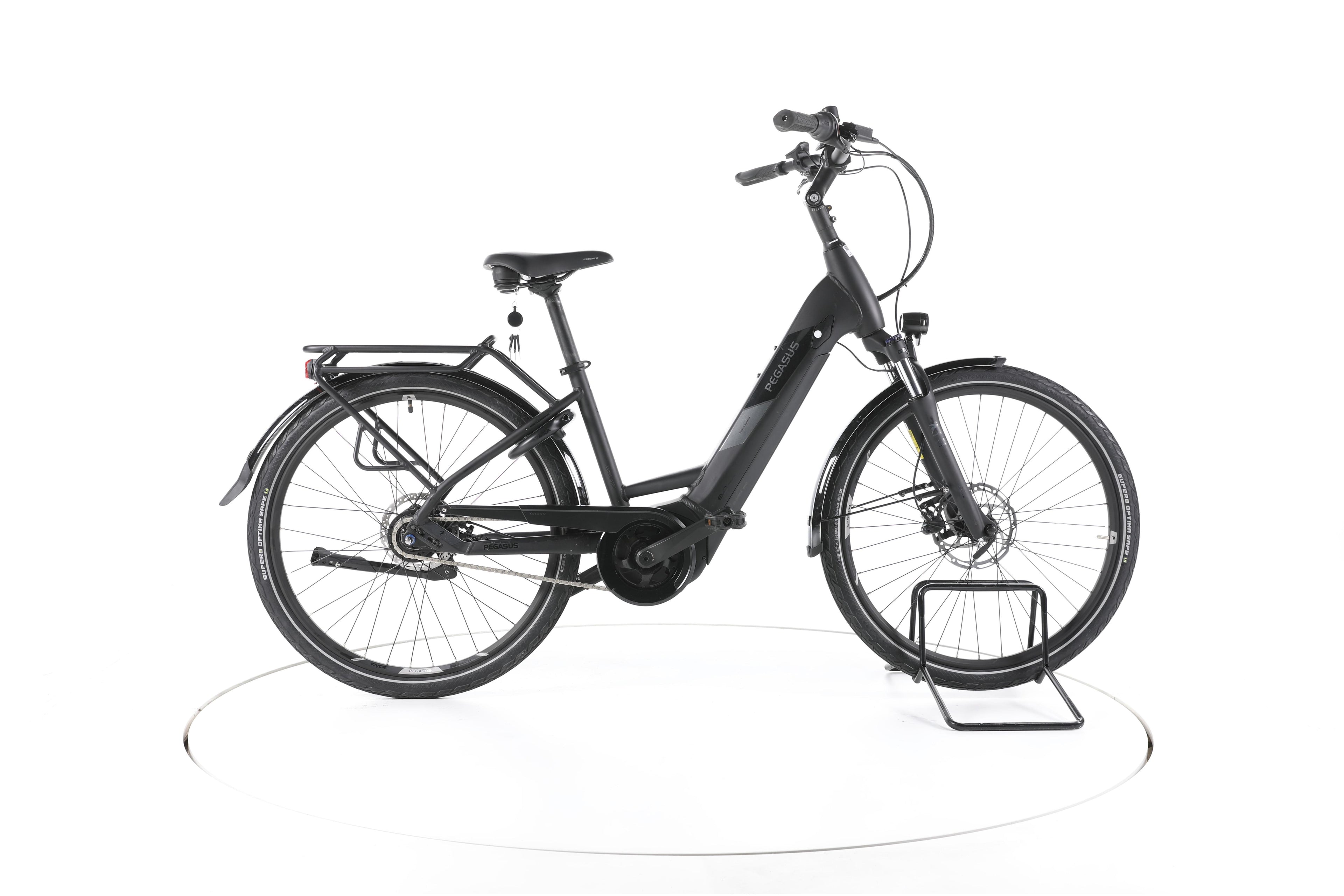 Pegasus Solero EVO R City E-Bike Tiefeinsteiger - Image 1