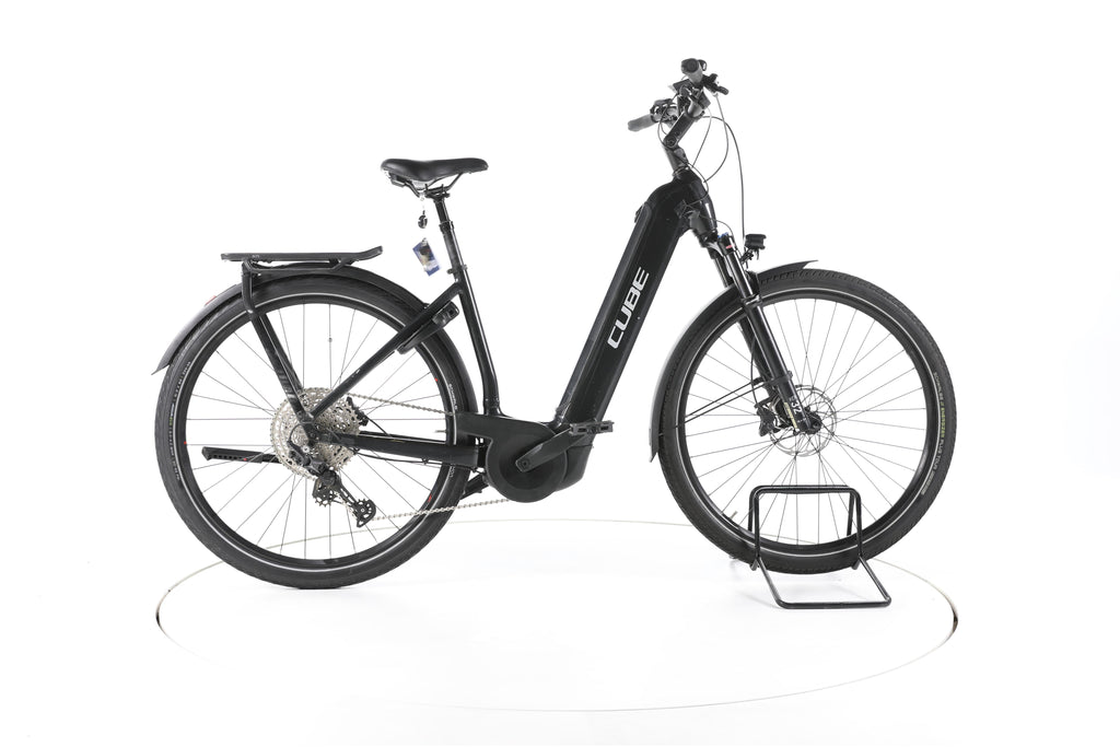 Cube Kathmandu Hybrid EXC Trekking E-Bike Tiefeinsteiger - Image 1