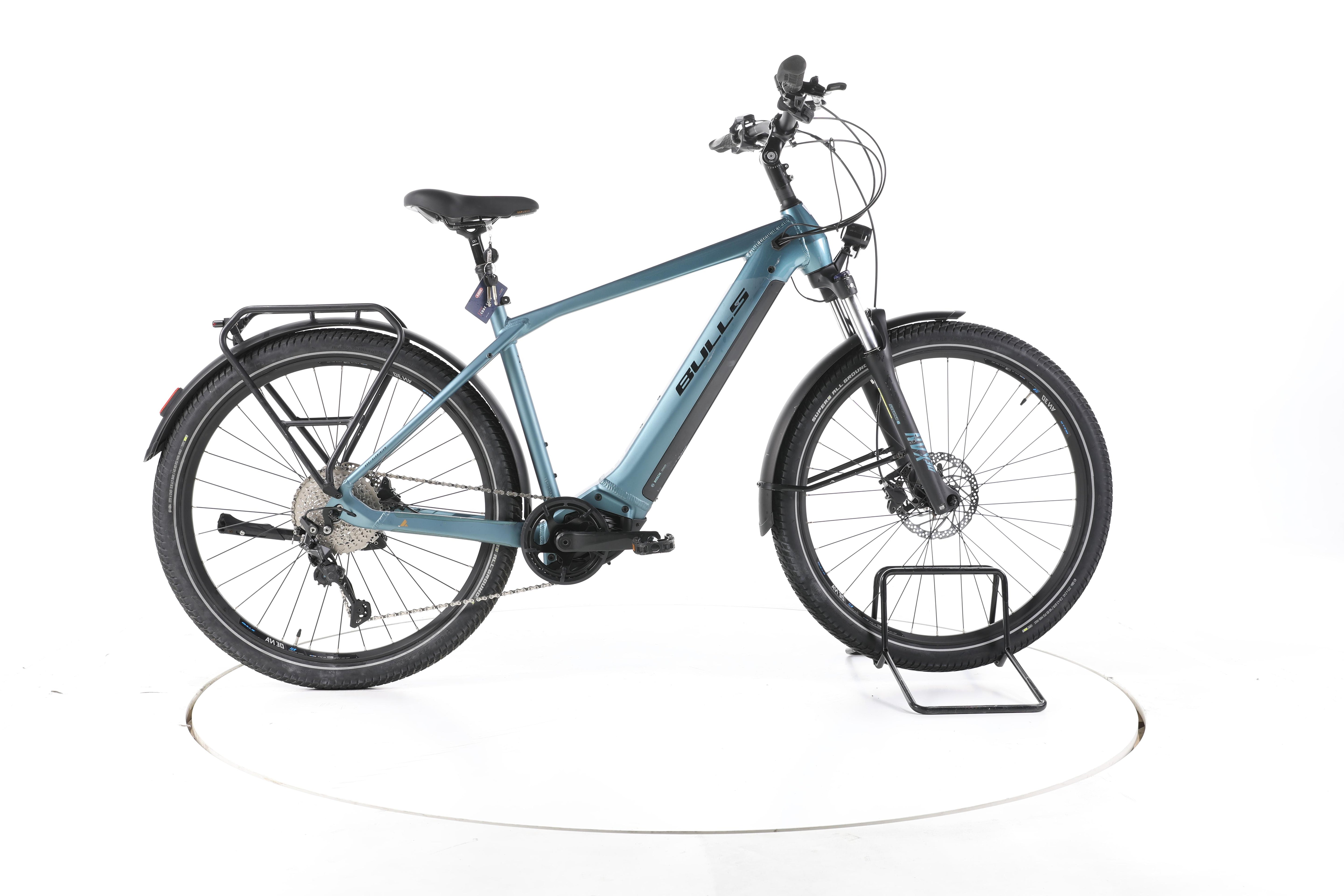 Bulls Iconic EVO 1 Trekking E-Bike - Image 1