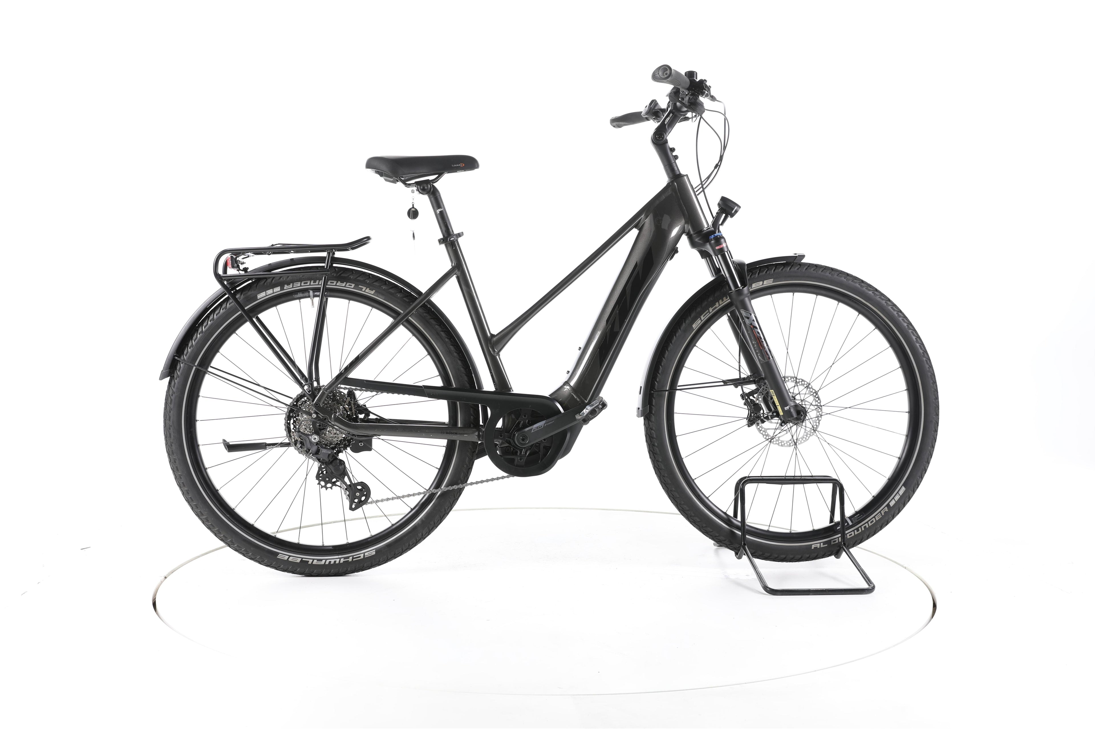 KTM Macina Gran 620 Trekking E-Bike - Image 1