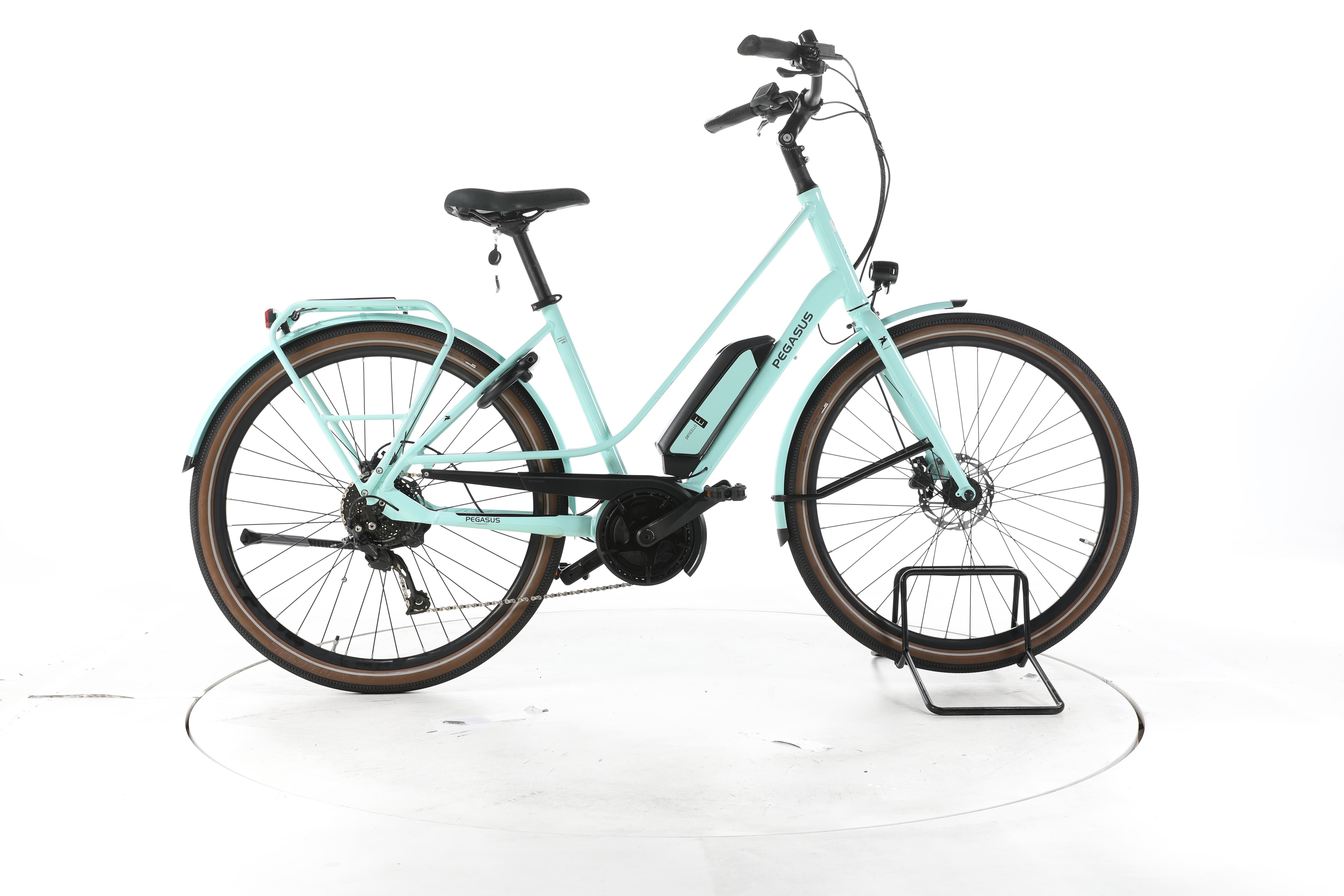 Pegasus Orticello E Trekking E-Bike Tiefeinsteiger - Image 1
