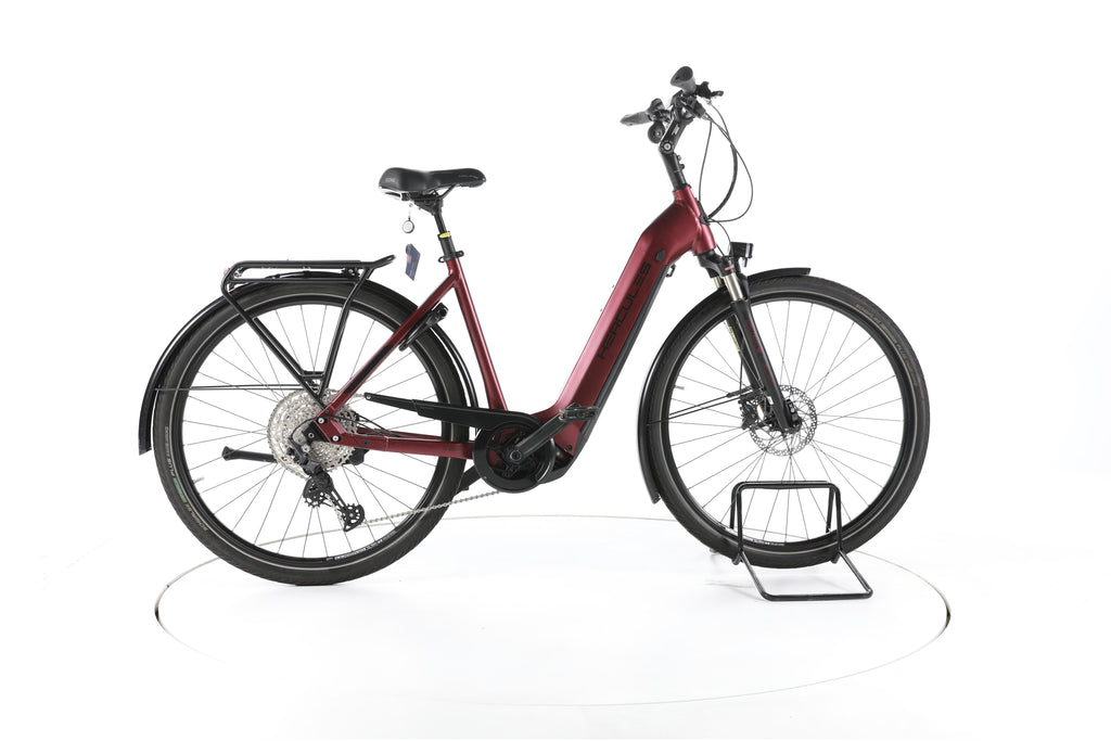 Hercules Futura Comp I-12 Trekking E-Bike Tiefeinsteiger - Image 1