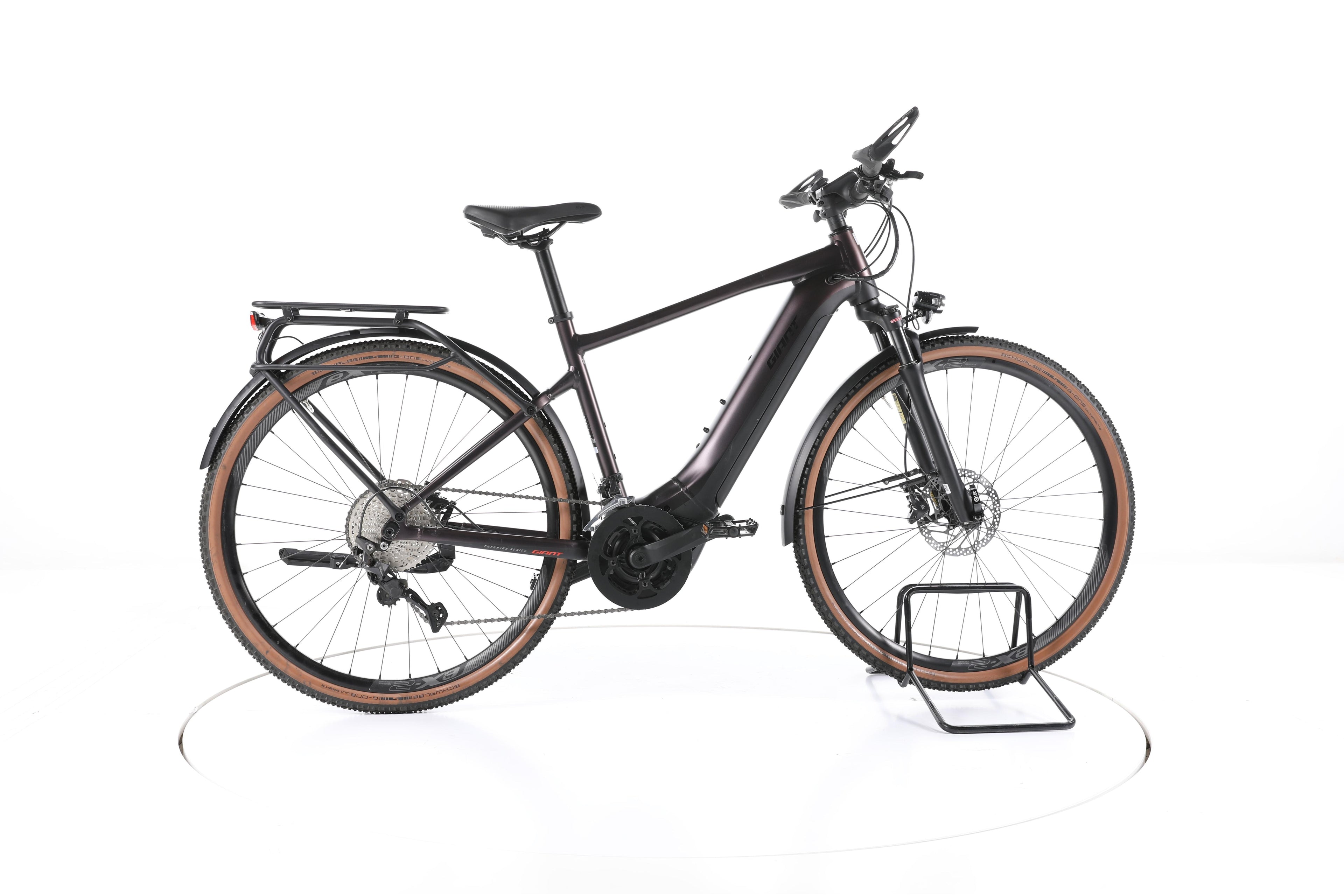 Giant Explore E+1 Pro GTS Trekking E-Bike - Image 1