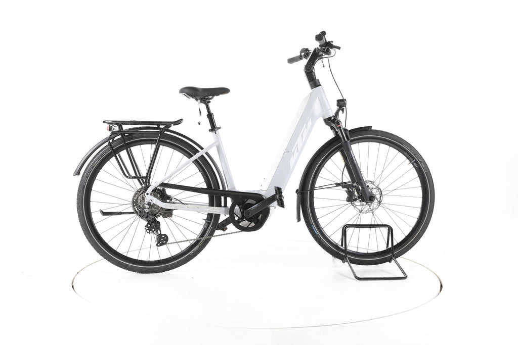 KTM MACINA STYLE PRO US Trekking E-Bike Tiefeinsteiger - Image 1