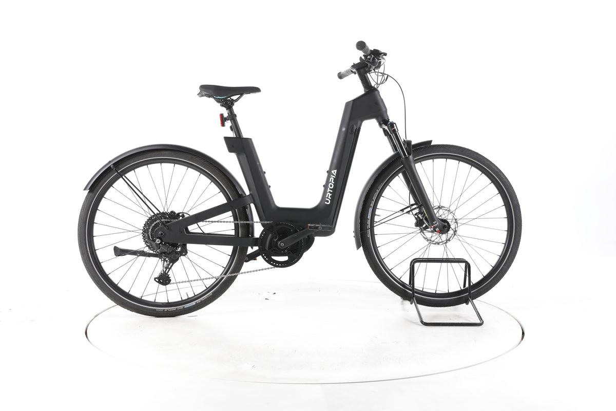Urtopia Fusion Trekking E-Bike Tiefeinsteiger Carbon 2025 - Image 1