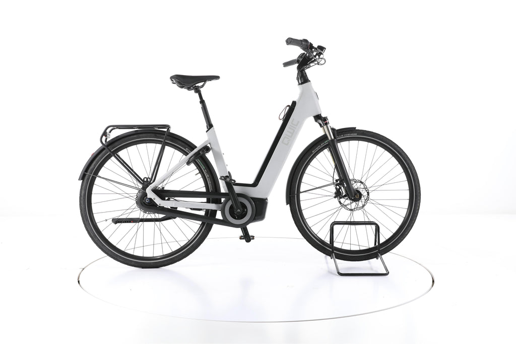 QWIC Premium Q MN8 City E-Bike Tiefeinsteiger - Image 1