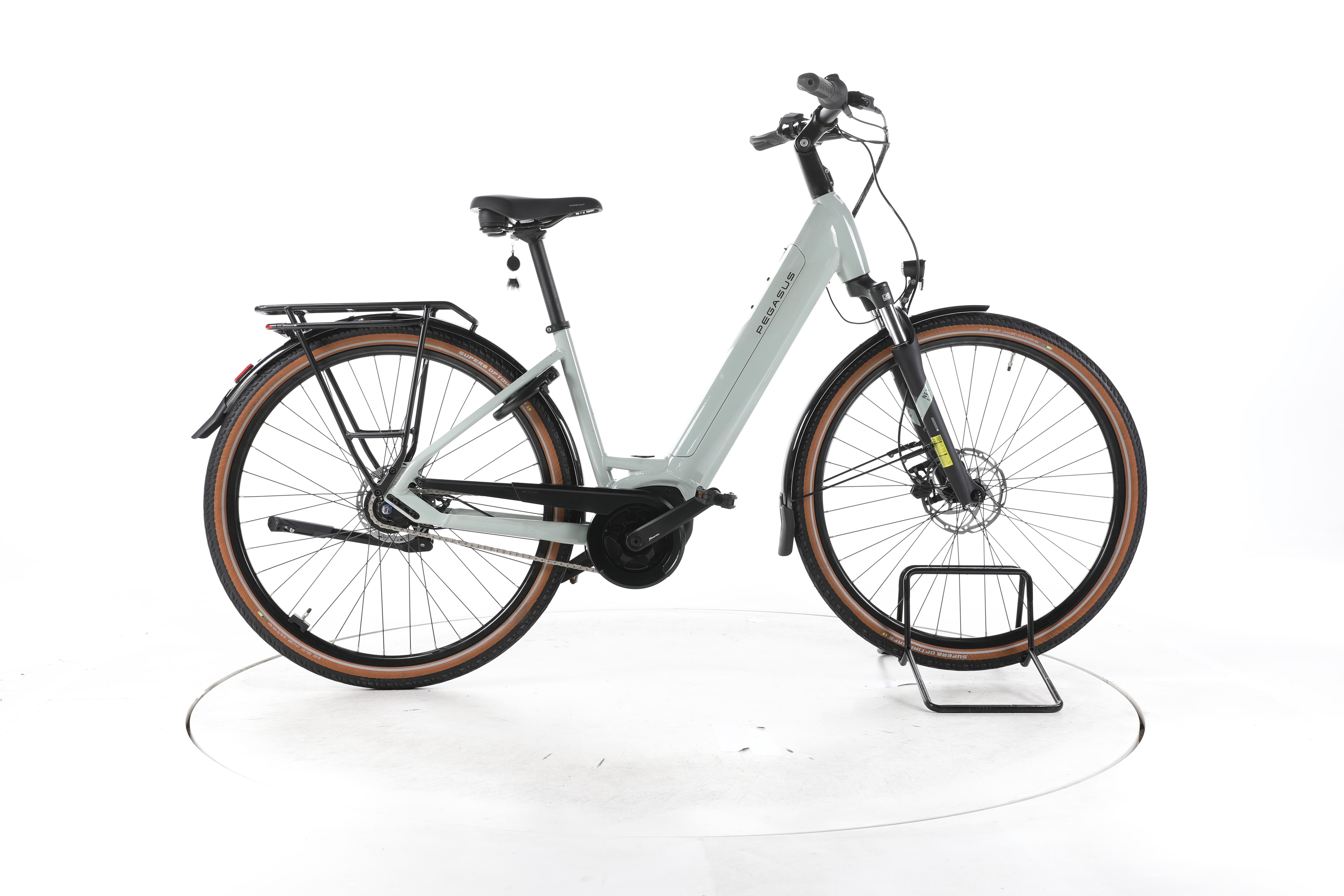 Pegasus SOLERO EVO 8R City E-Bike Tiefeinsteiger 2024 - Image 1