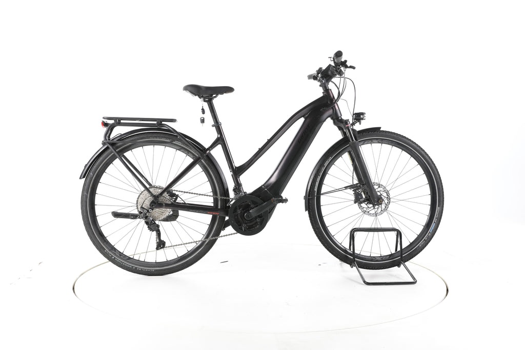 Giant Explore E+ Pro 1 Trekking E-Bike - Image 1