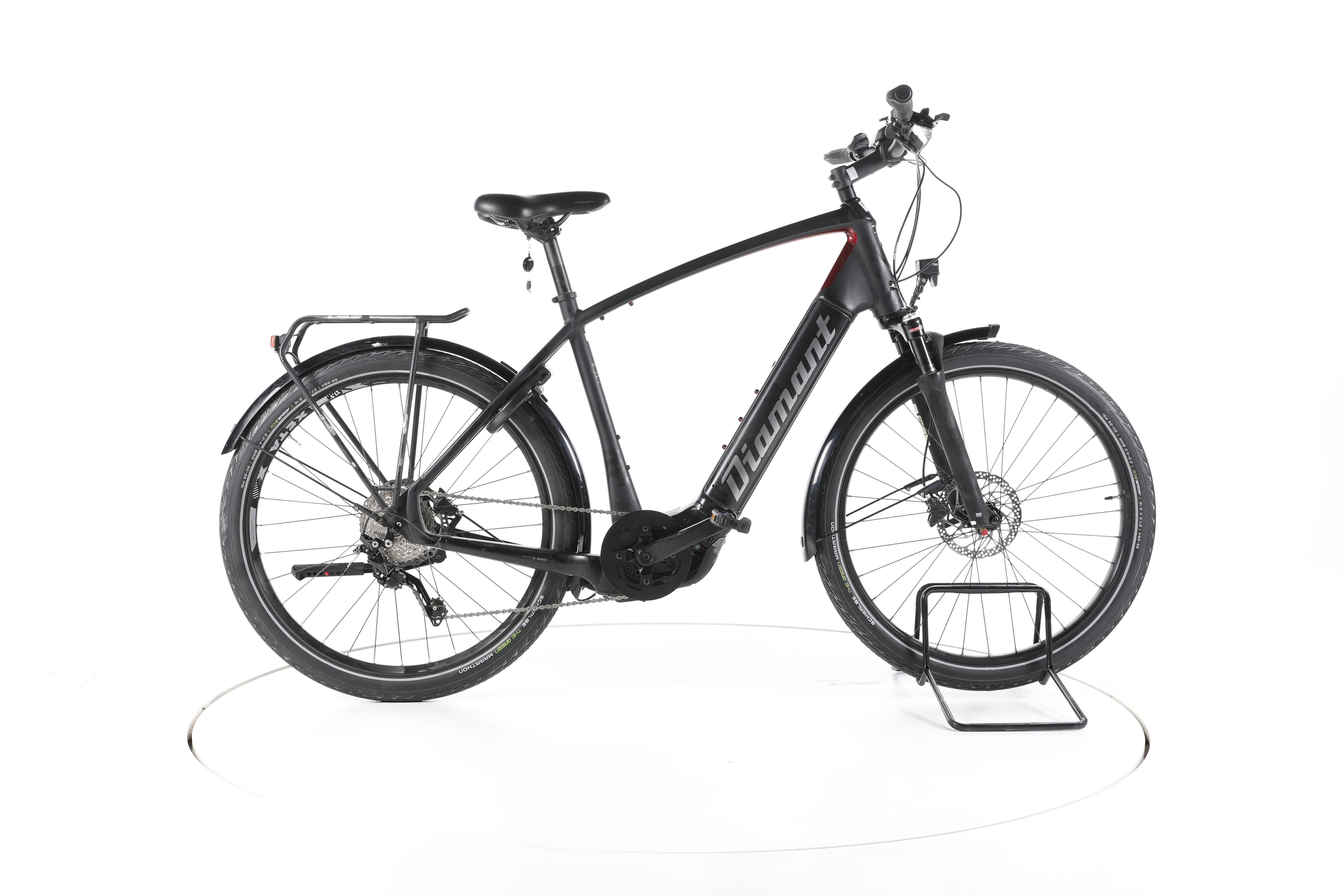 Diamant Zouma Deluxe+ Trekking E-Bike - Image 1