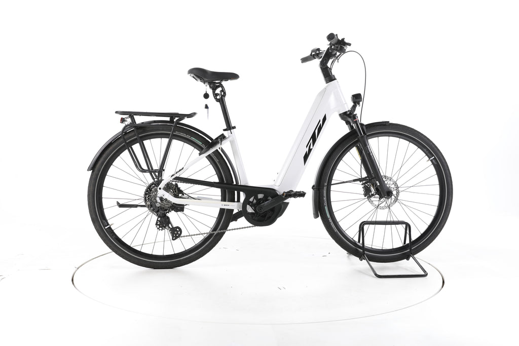KTM ZEG CENTO 10 PLUS Trekking E-Bike Tiefeinsteiger - Image 1