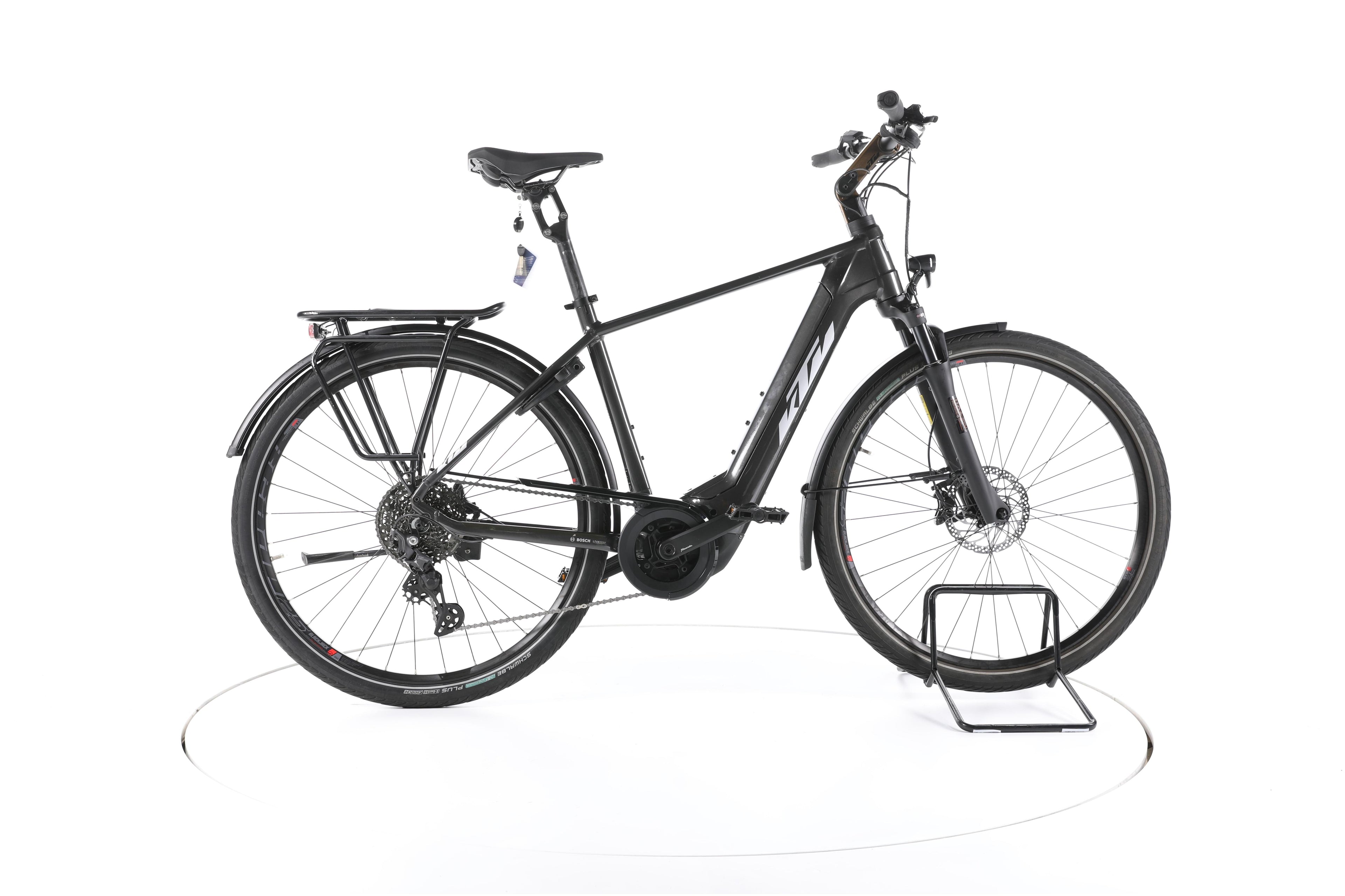 KTM Macina Style 730 Trekking E-Bike - Image 1