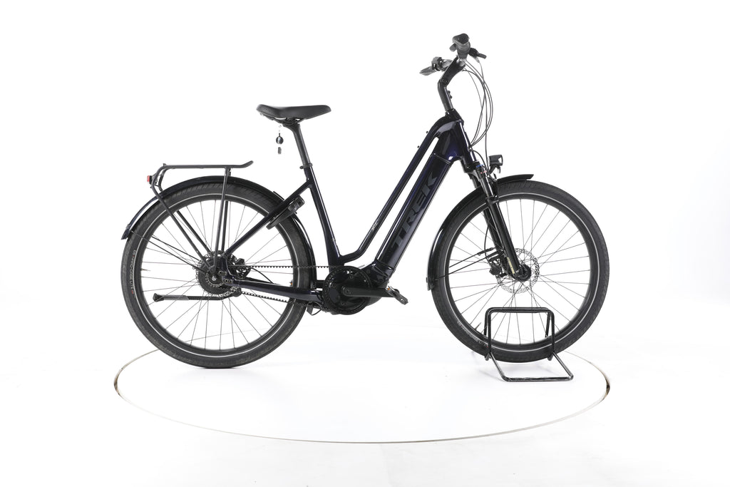 Trek Allant+ 9 City E-Bike Tiefeinsteiger - Image 1