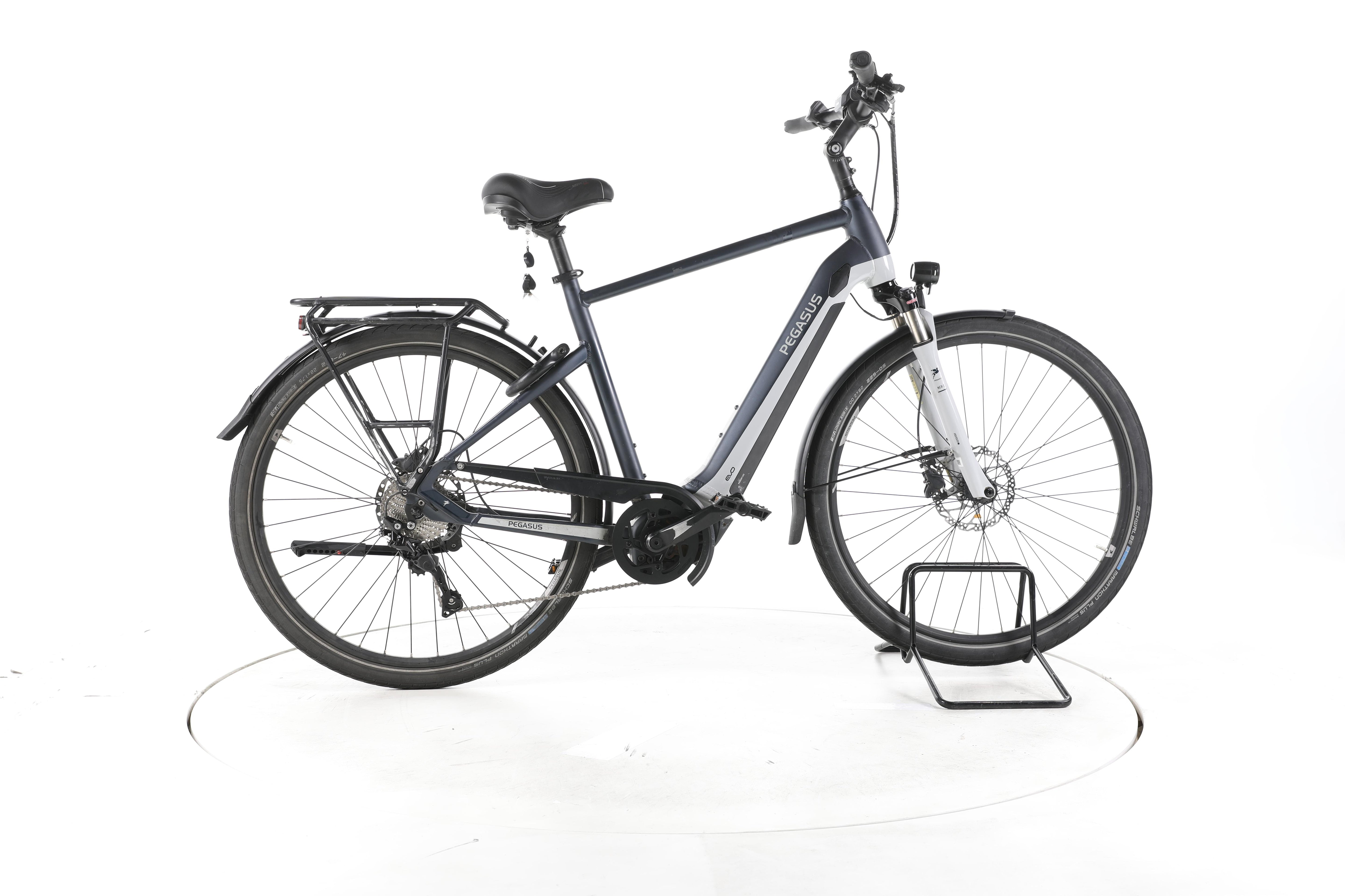 Pegasus Premio EVO 10 Lite Trekking E-Bike - Image 1