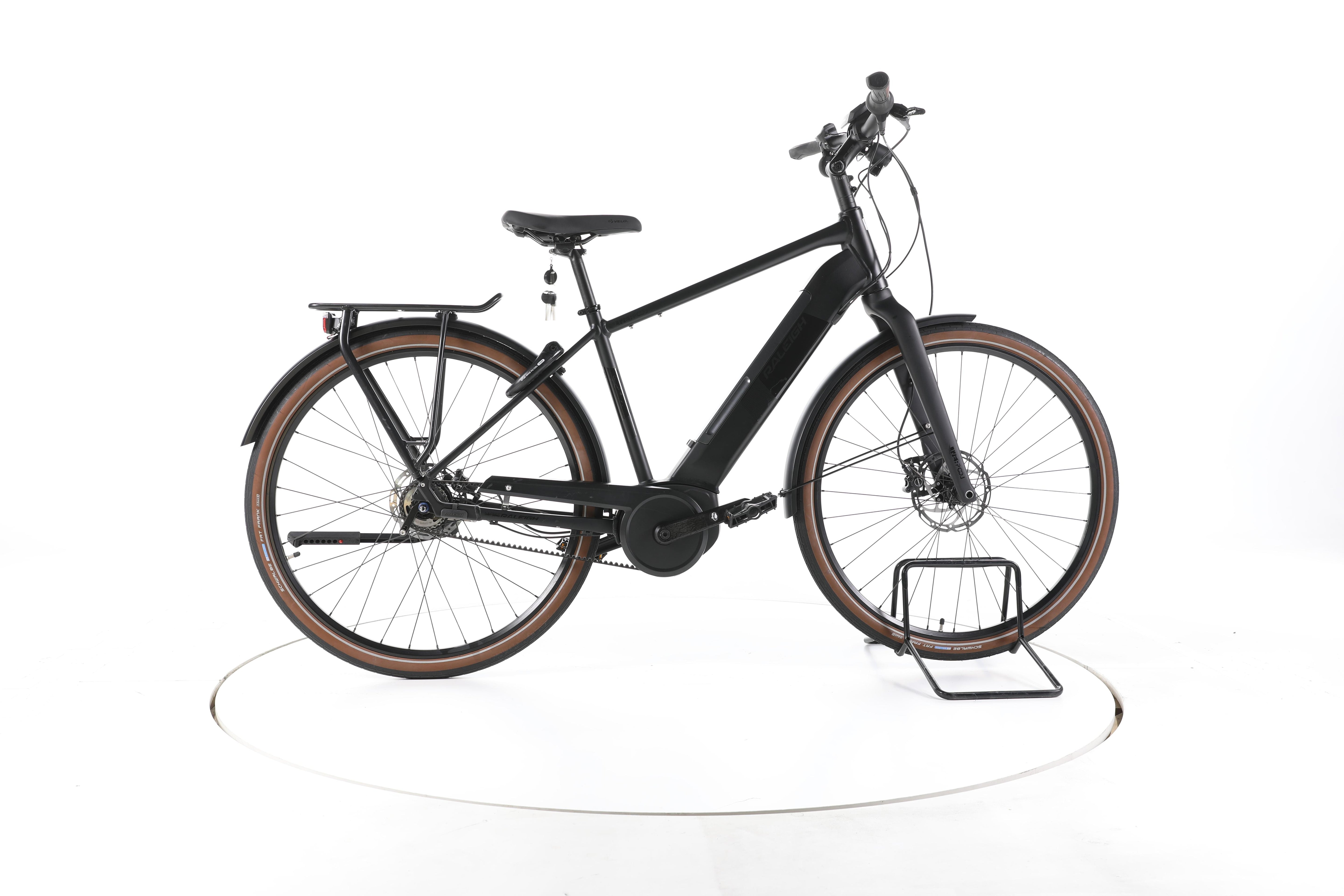 Raleigh Liverpool Premium City E-Bike - Image 1