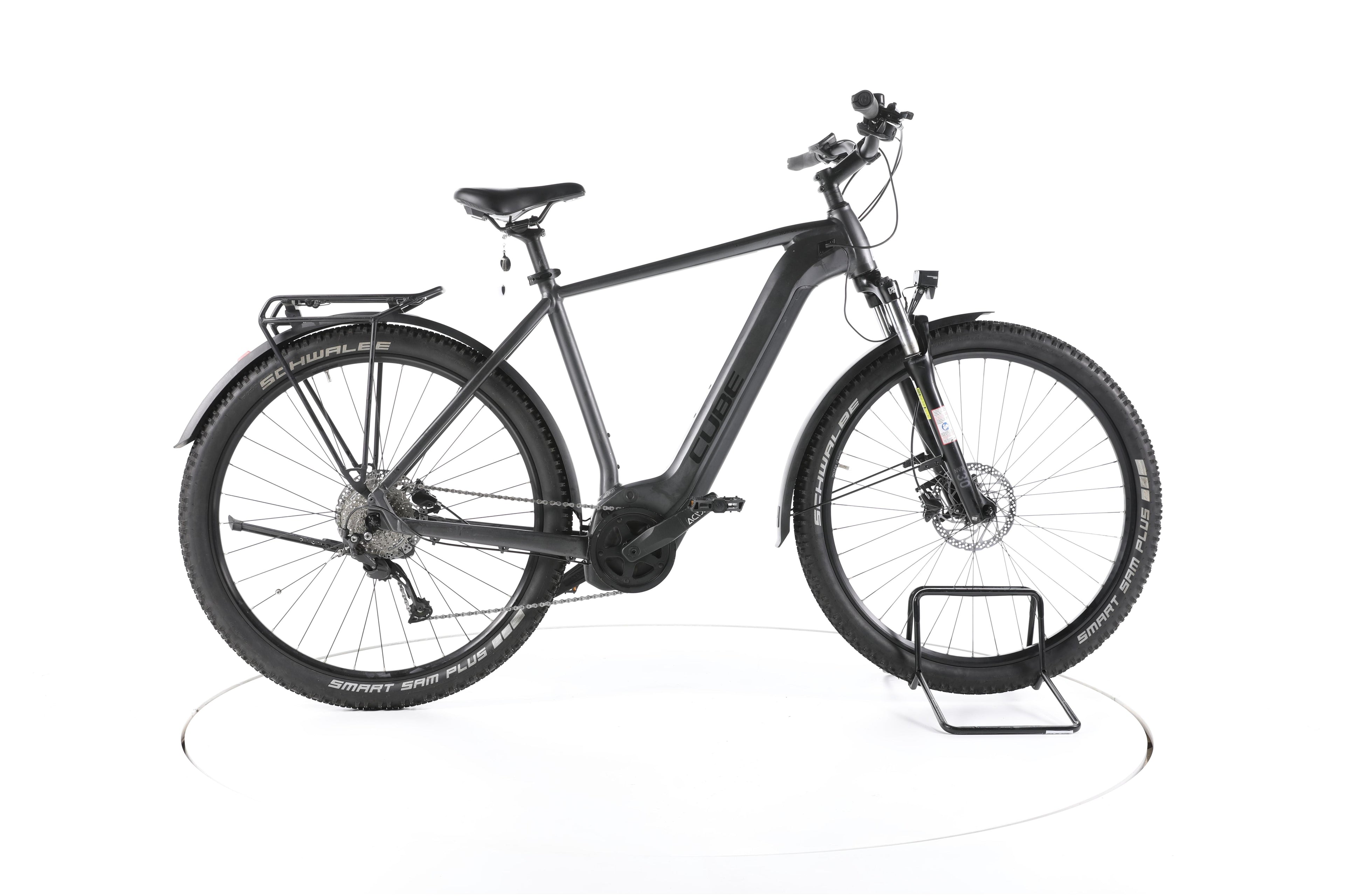 Cube Nuride Hybrid Performance Allroad Trekking E-Bike - Image 1