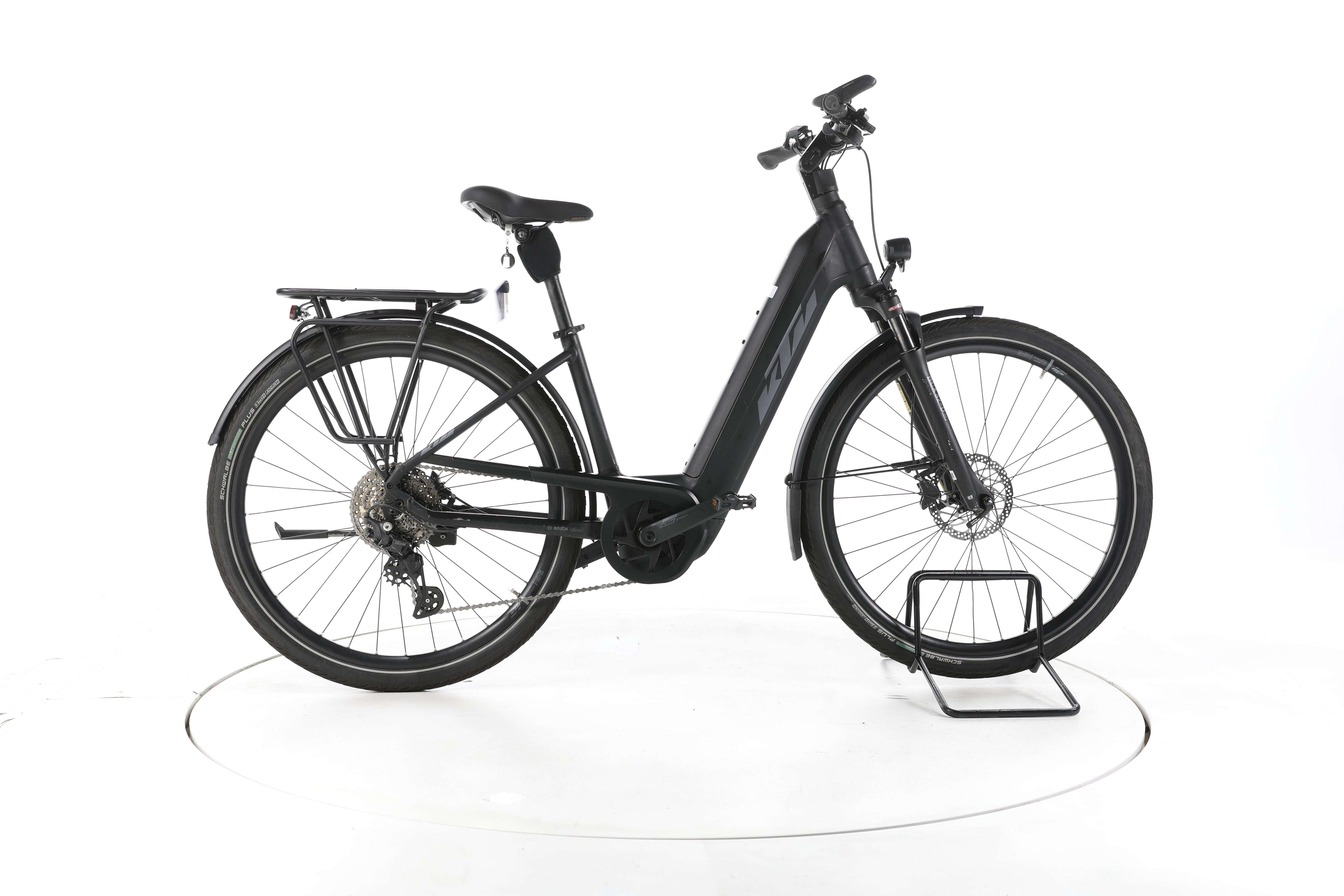 KTM Cento 10 Plus Trekking E-Bike - Image 1