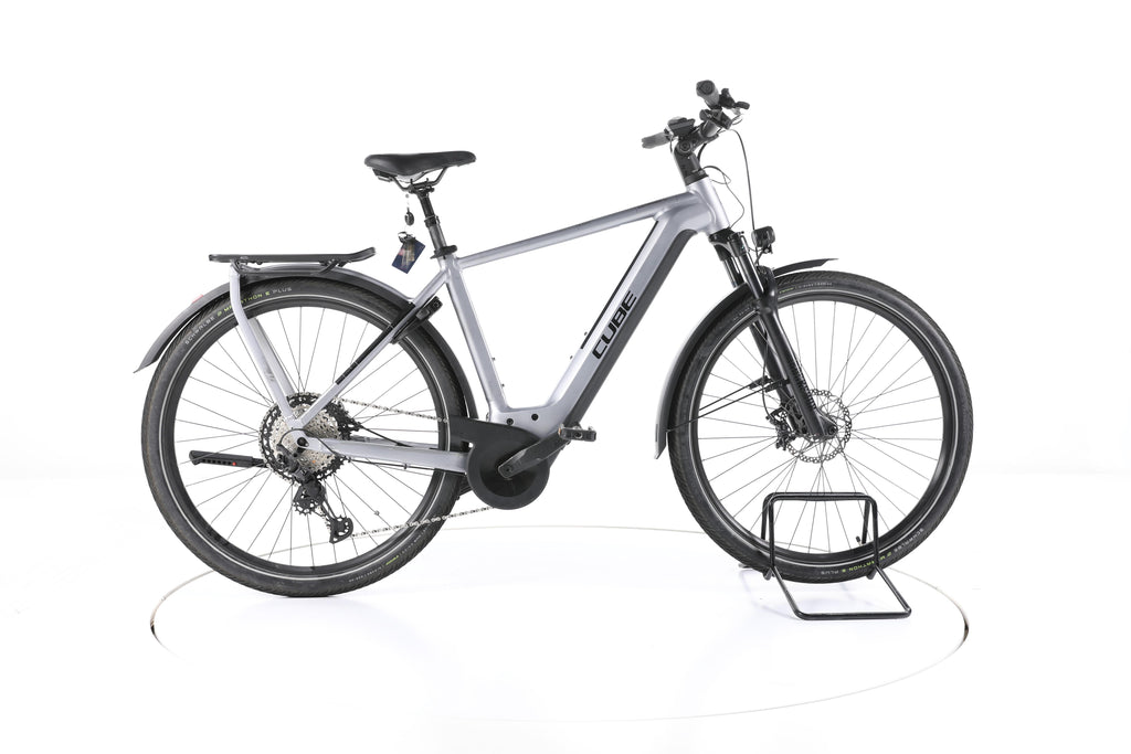 Cube Kathmandu Hybrid SLX Trekking E-Bike - Image 1