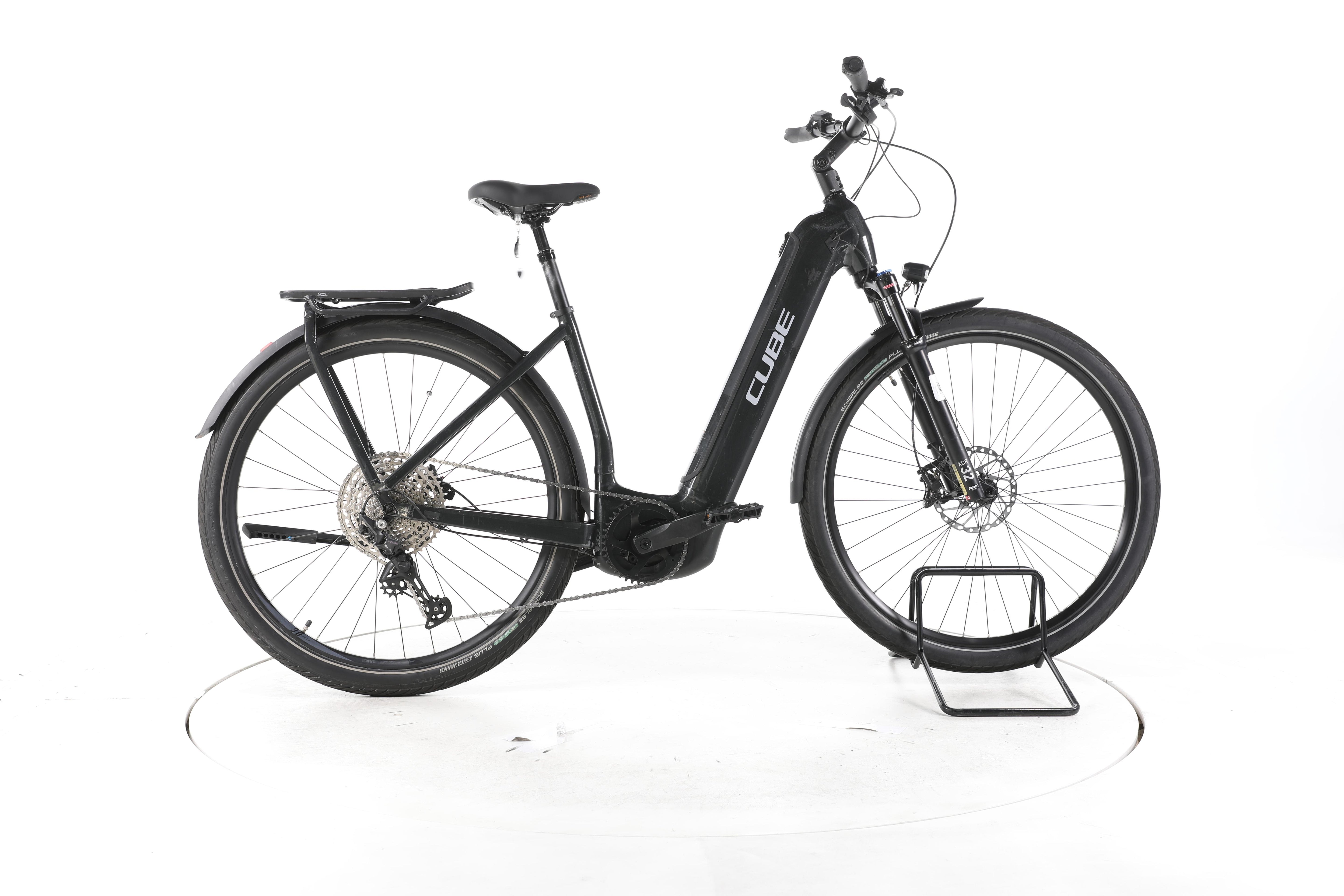 Cube Kathmandu Hybrid EXC Trekking E-Bike Tiefeinsteiger - Image 1