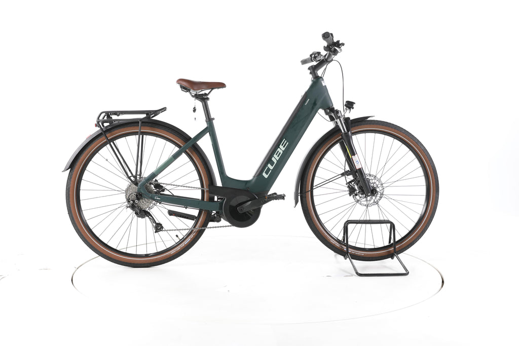 Cube Touring Hybrid ONE Trekking E-Bike Tiefeinsteiger - Image 1