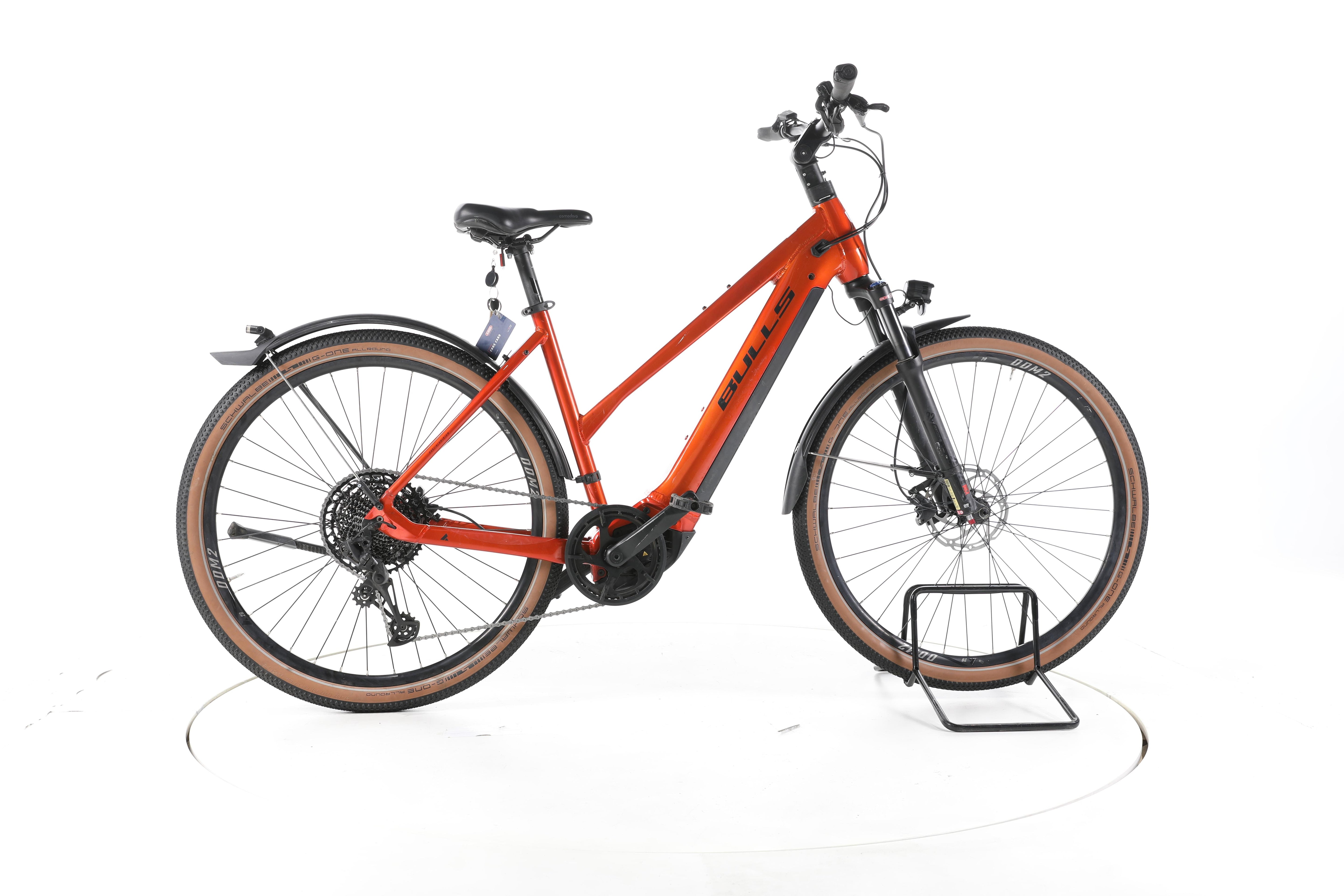 Bulls Crossrider EVO 2 Trekking E-Bike - Image 1