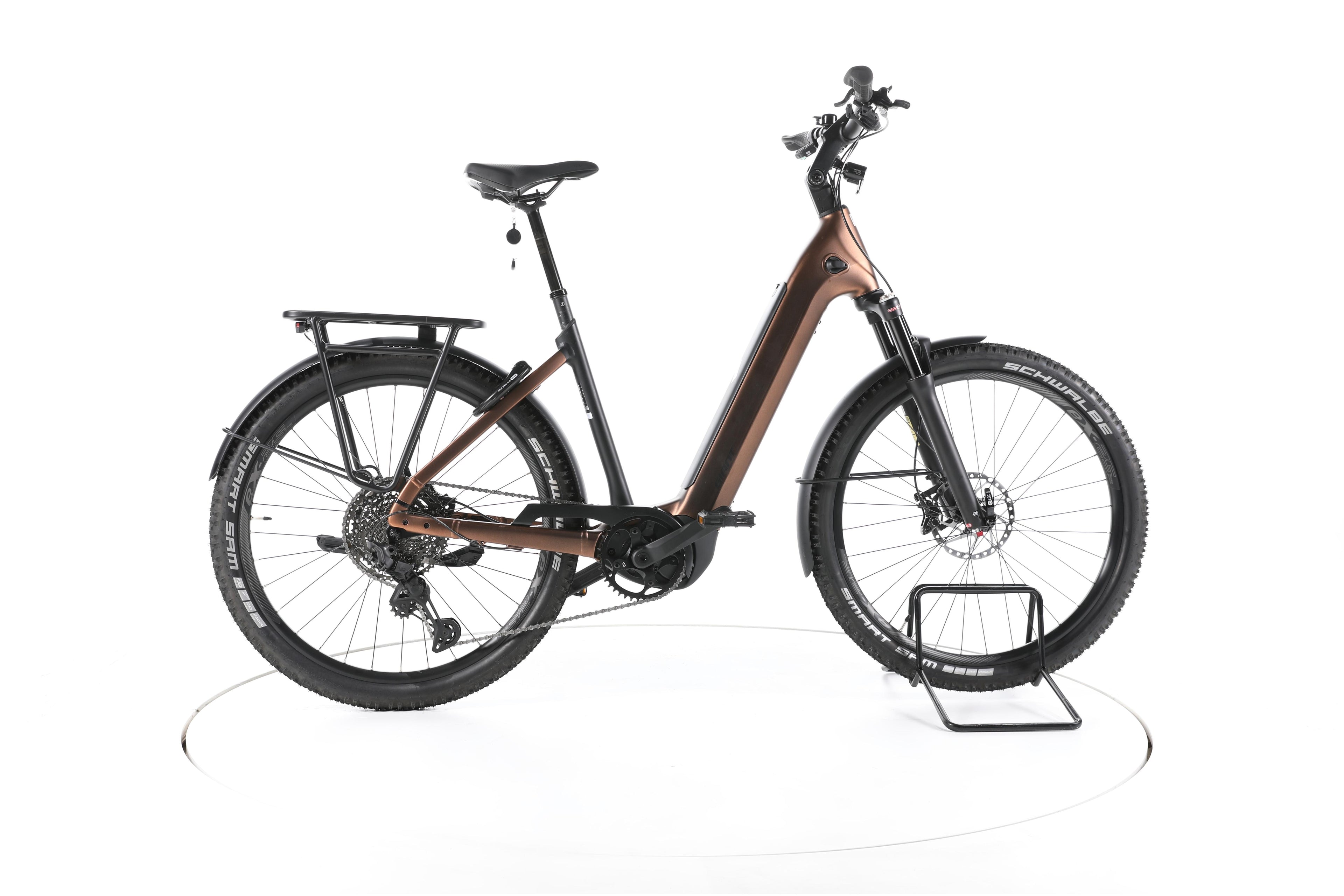 Giant AnyTour X E+ 1 Trekking E-Bike Tiefeinsteiger 2024 - Image 1