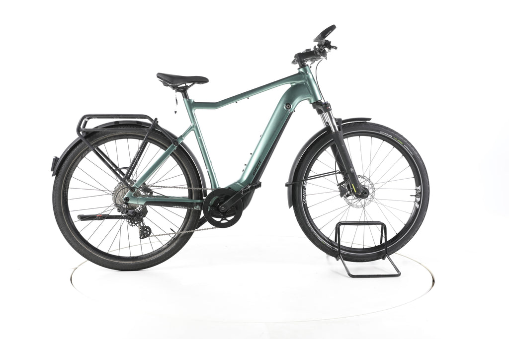 Giant Explore E+ 1 Trekking E-Bike - Image 1