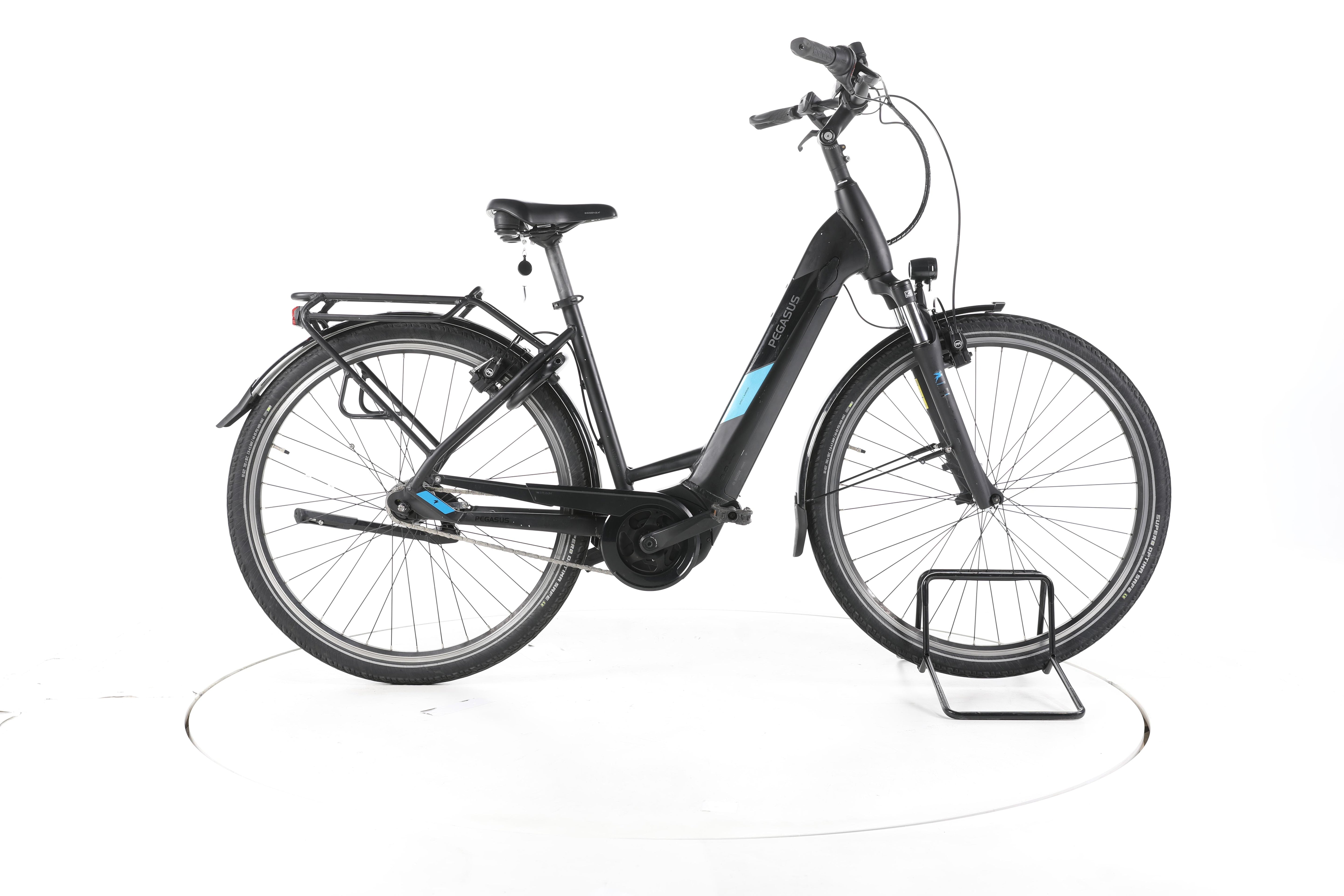 Pegasus Solero EVO 7R Plus City E-Bike Tiefeinsteiger - Image 1