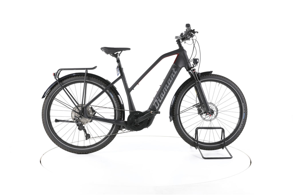 Diamant Zouma Deluxe+ Trekking E-Bike - Image 1