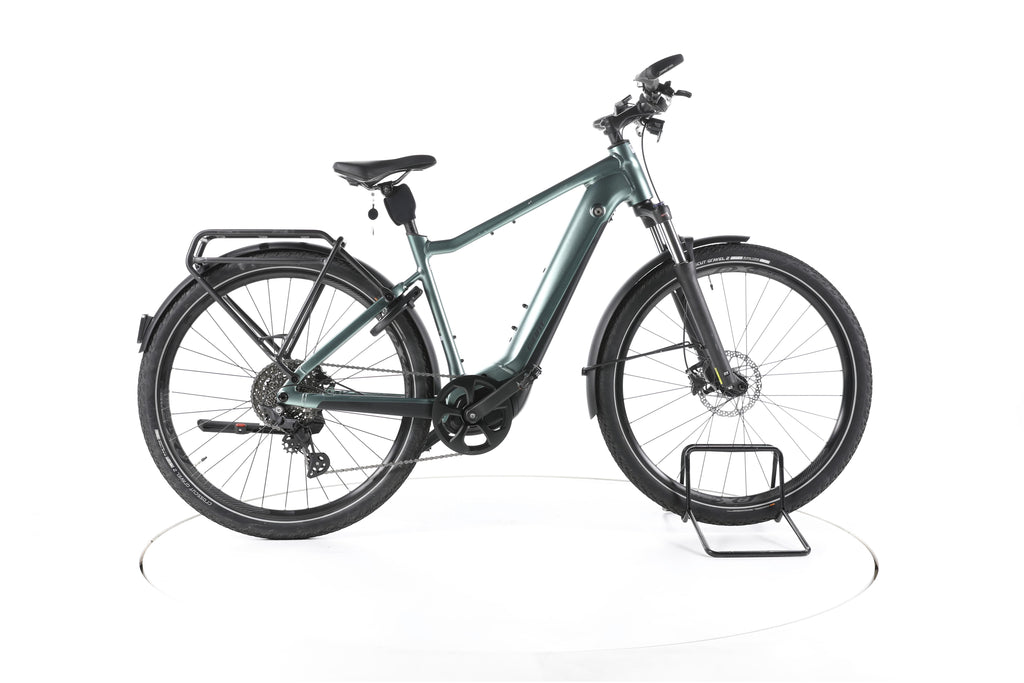 Giant Explore E+ 1 Trekking E-Bike - Image 1