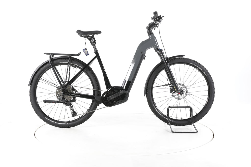 Focus AVENTURA² 6.8 Trekking E-Bike Tiefeinsteiger - Image 1