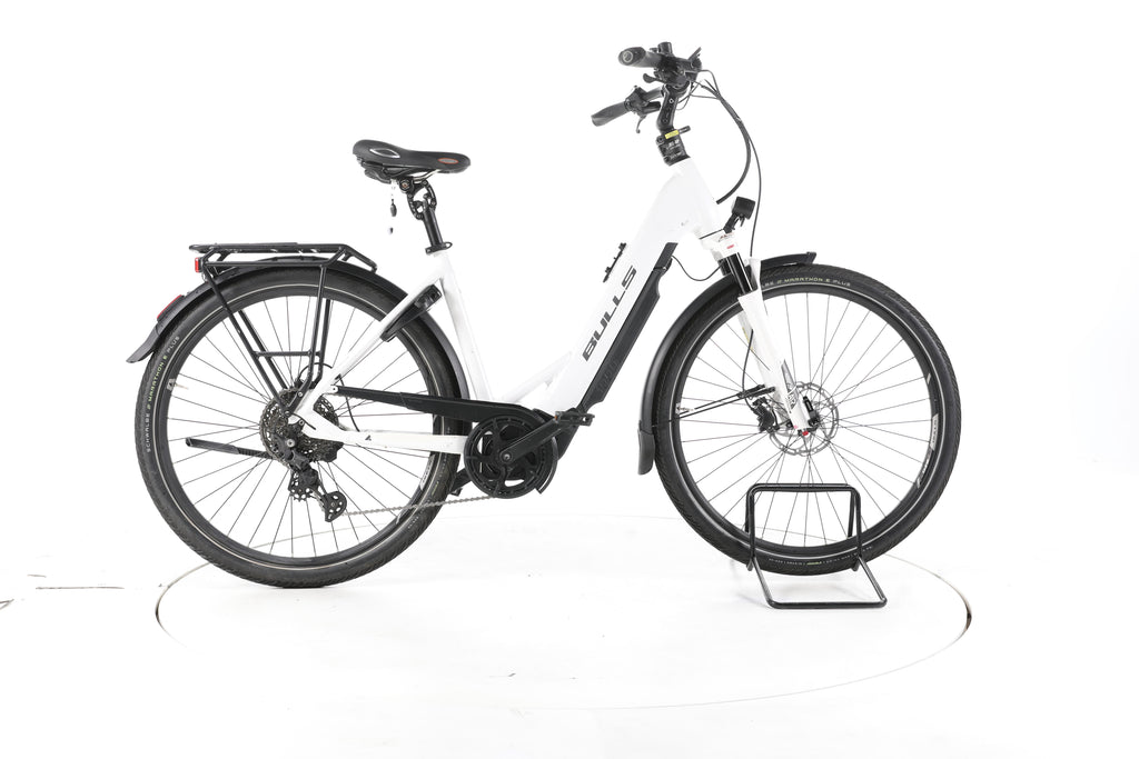 Bulls Tourer EVO Trekking E-Bike Tiefeinsteiger - Image 1