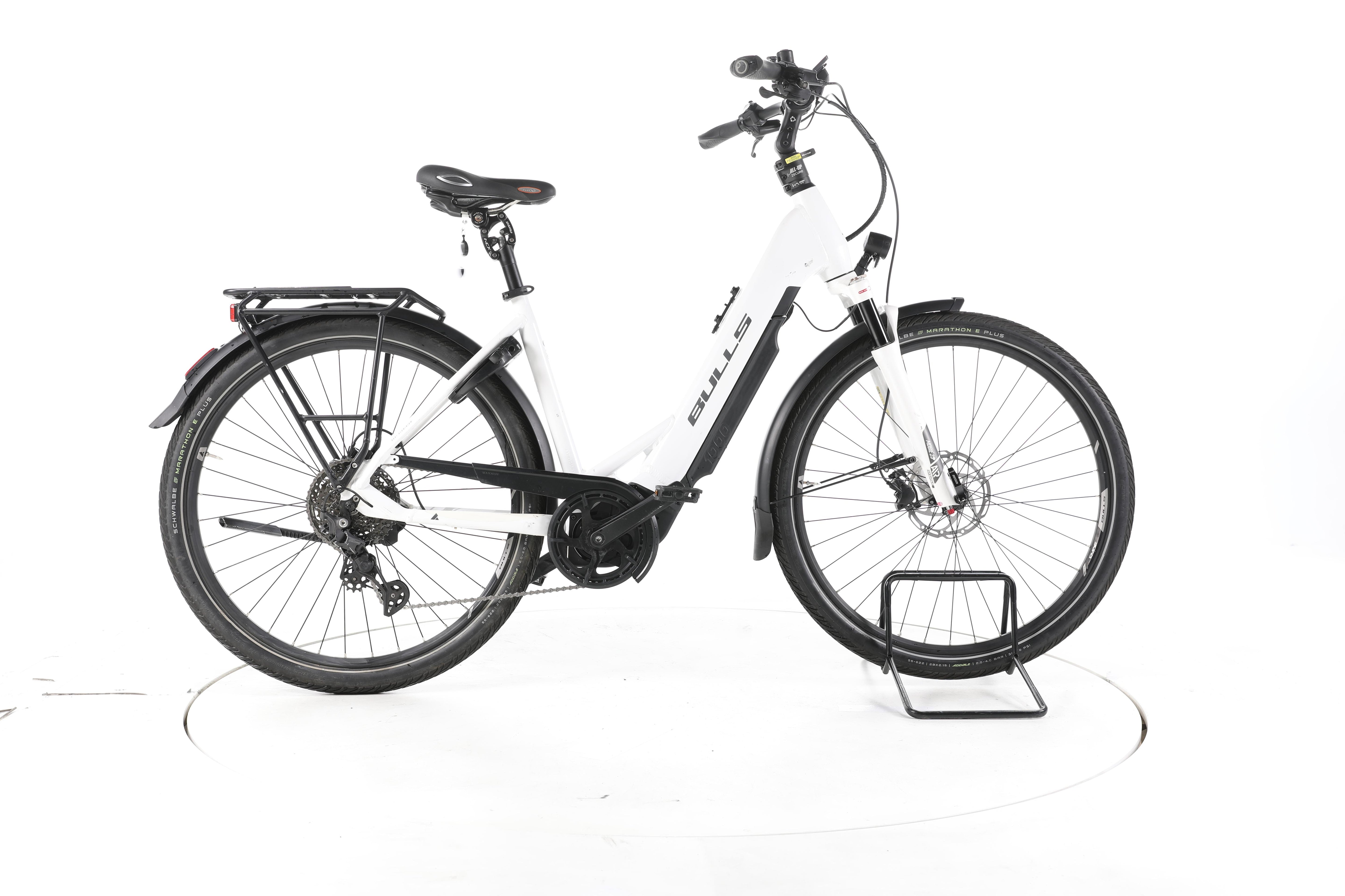 Bulls Tourer EVO Trekking E-Bike Tiefeinsteiger - Image 1