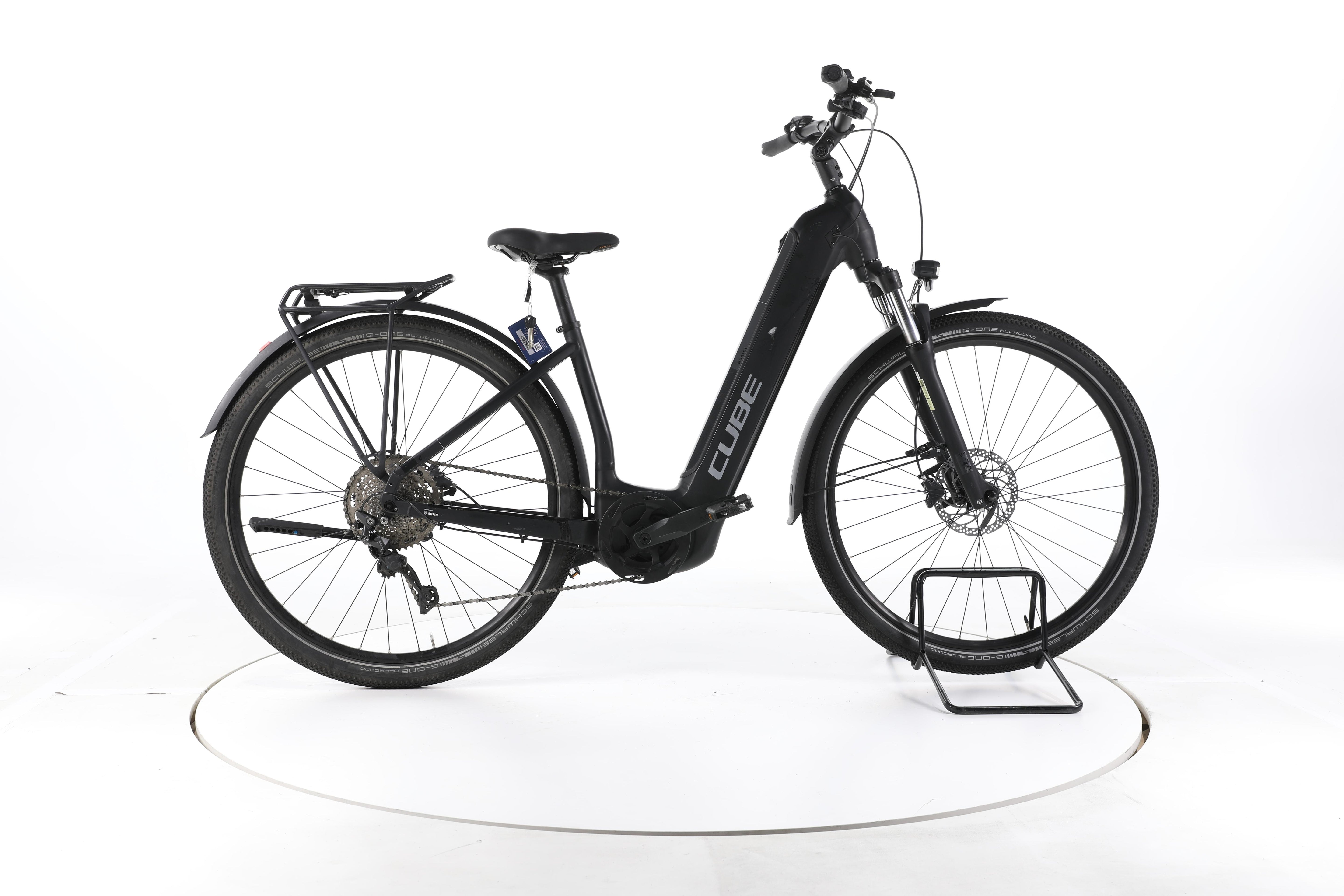 Cube Nuride Hybrid Pro Allroad Trekking E-Bike Tiefeinsteiger - Image 1