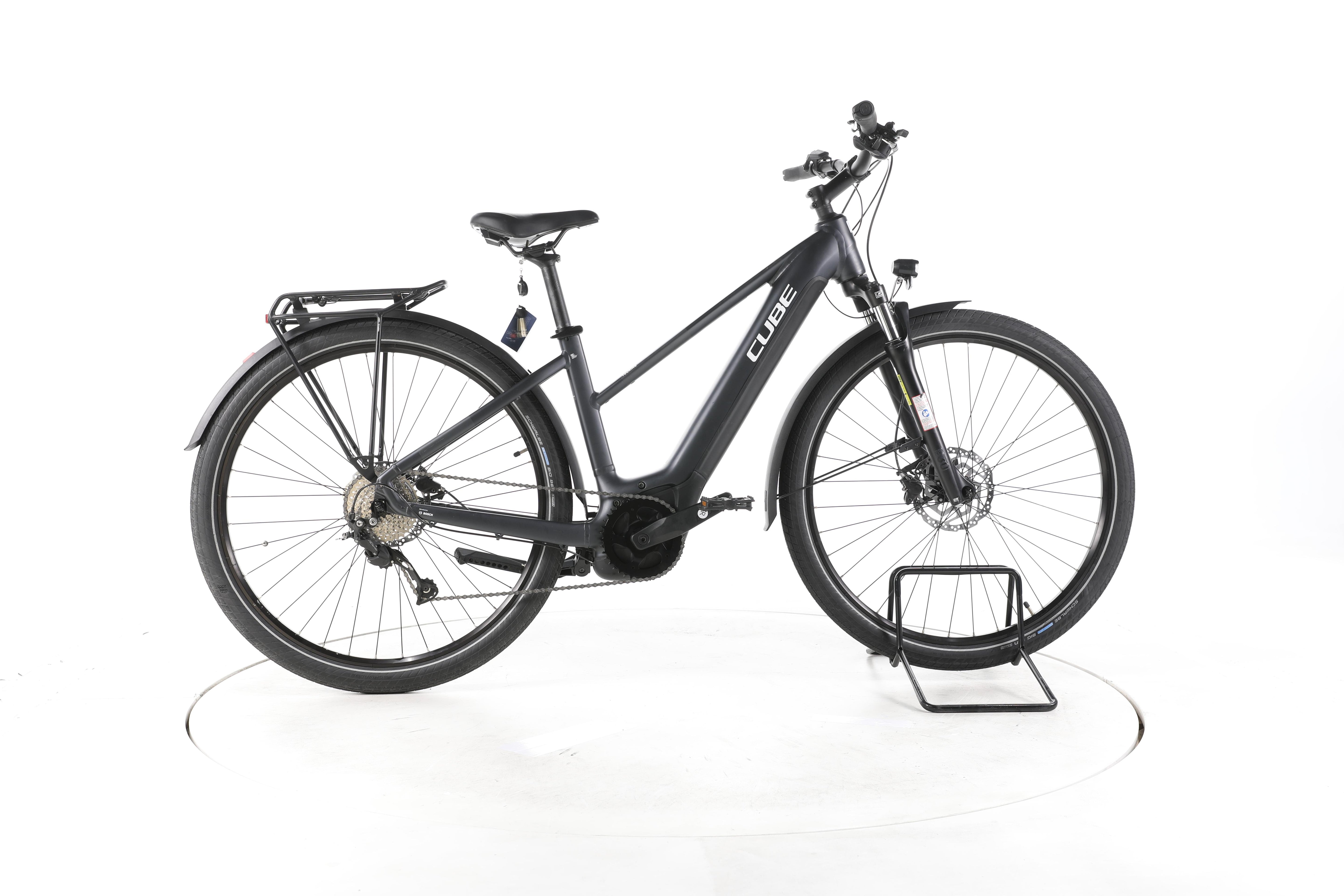 Cube Touring Hybrid ONE Trekking E-Bike - Image 1